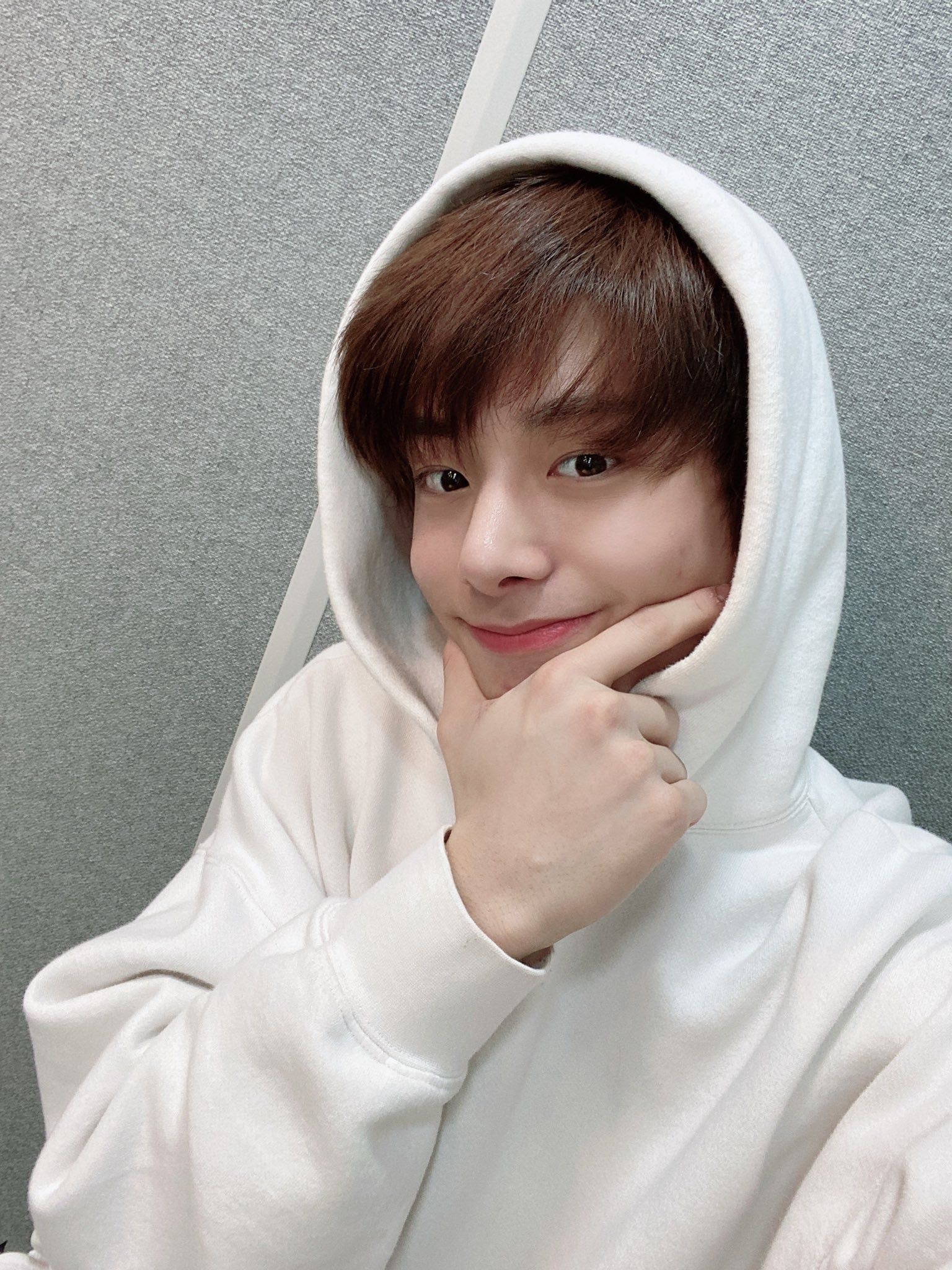 than tuong nhom Enhypen anh 3