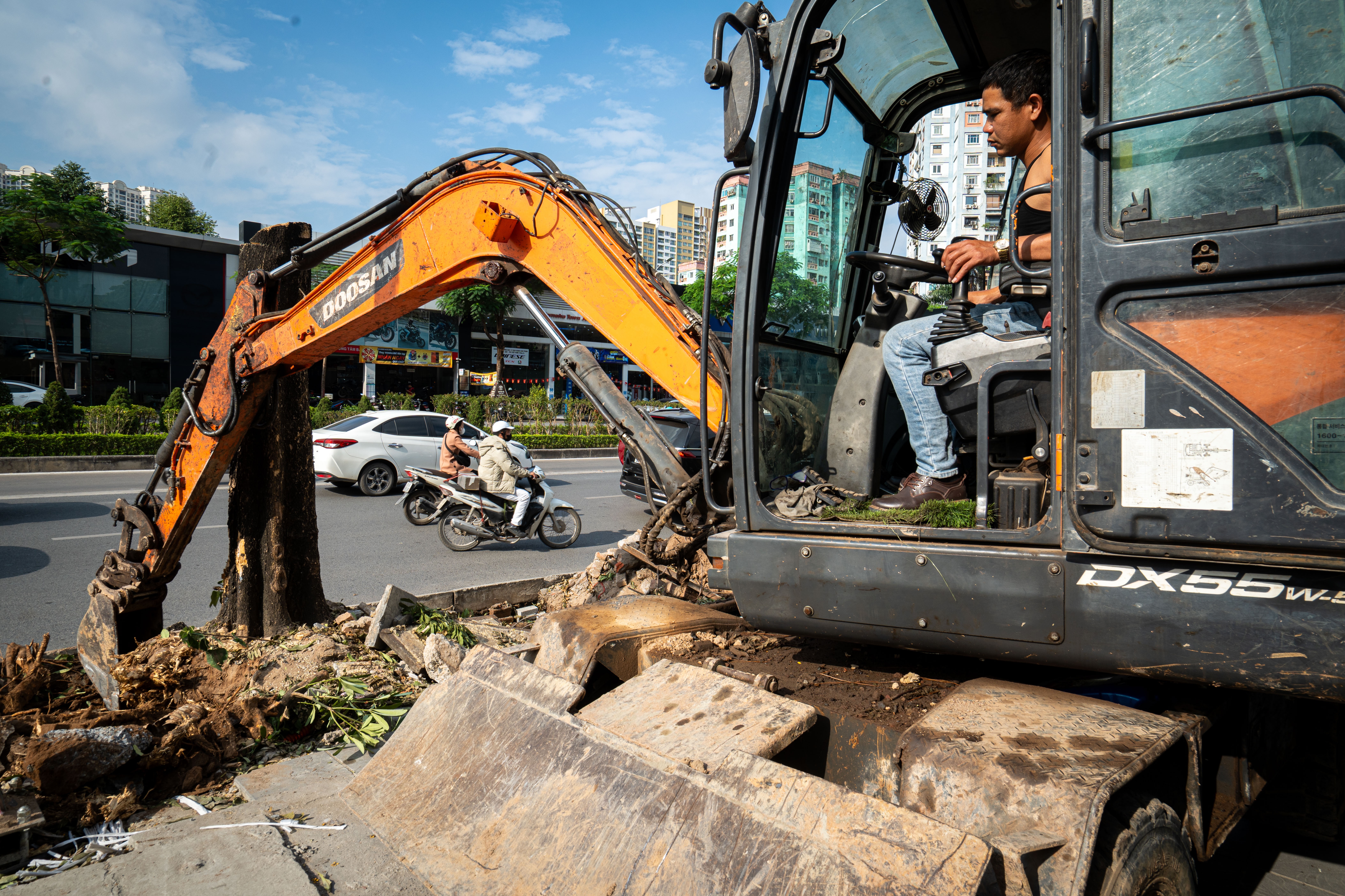 Xén vỉa hè ảnh 3 Xen via he anh 3