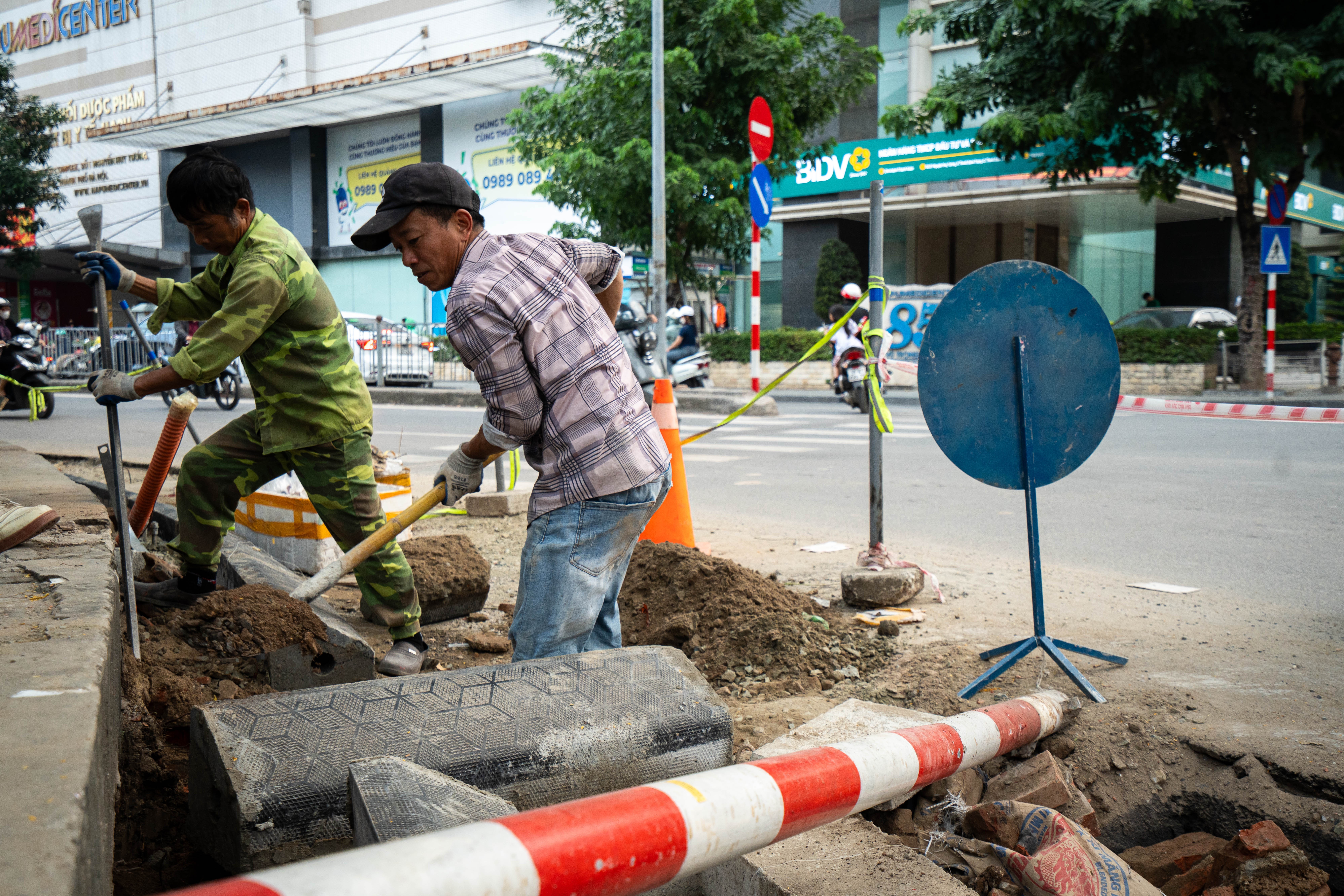 Xén vỉa hè ảnh 14 Xen via he anh 14