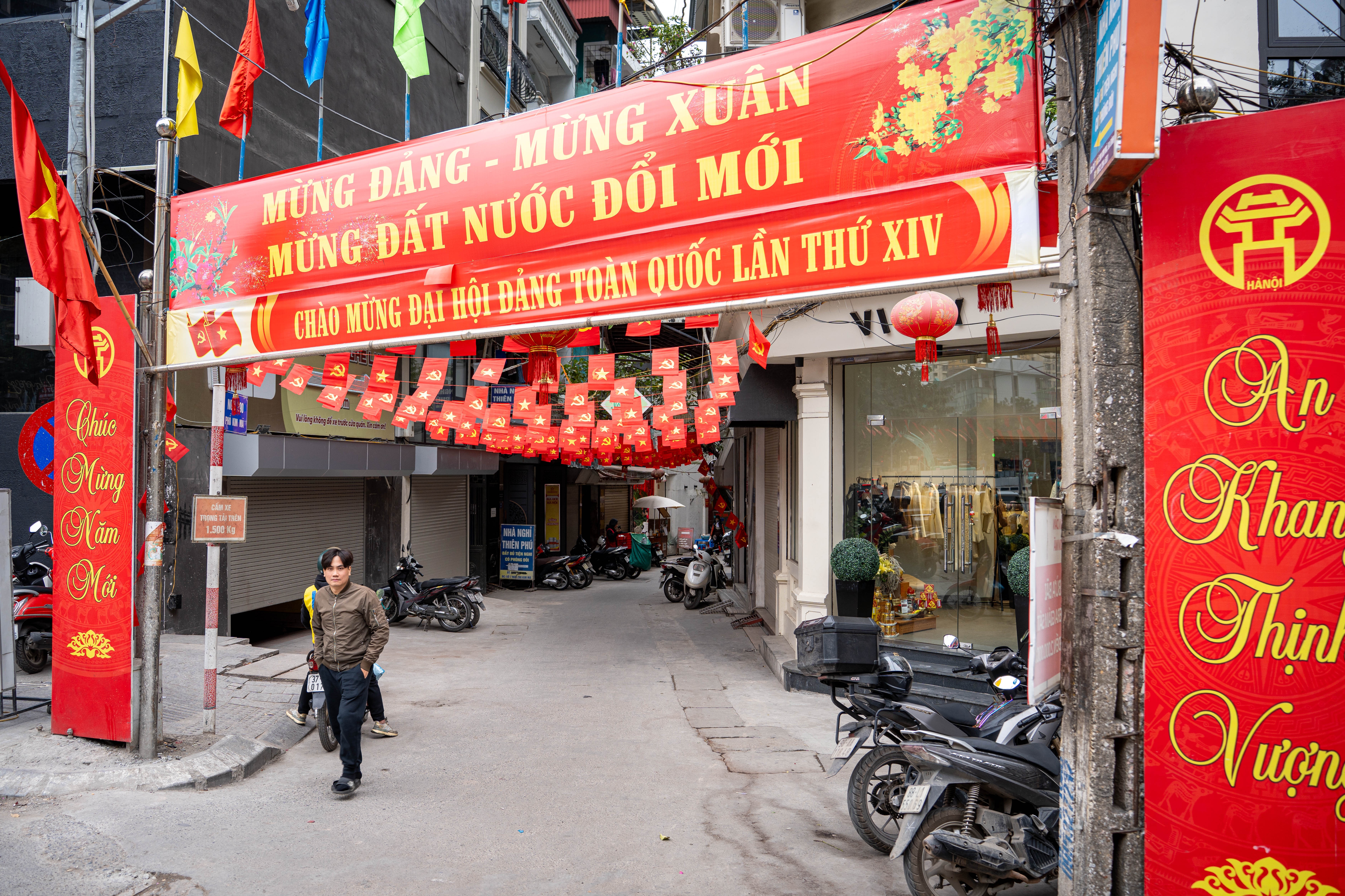 Dai hoi Dang lan XIV anh 8