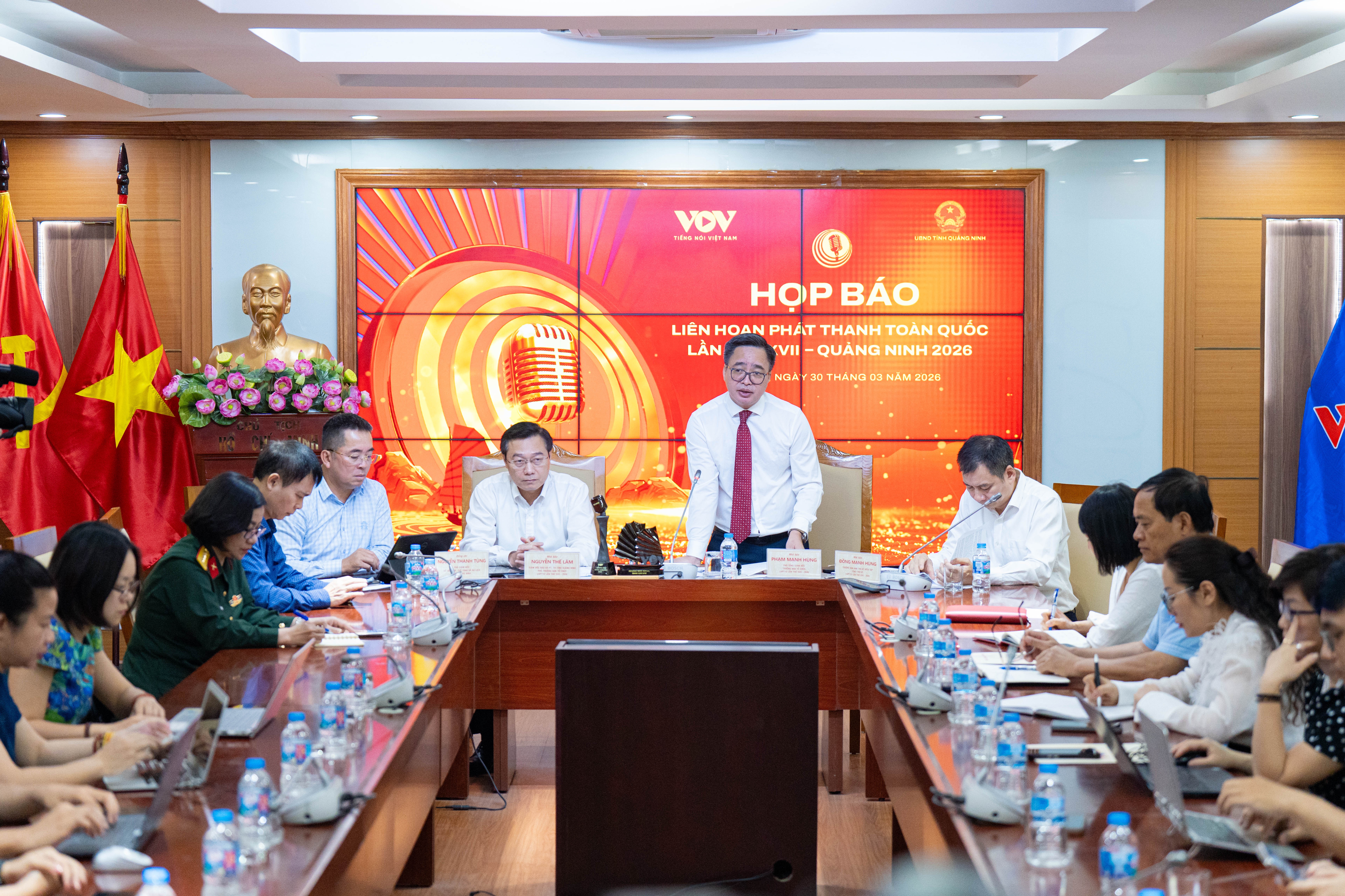 Lan dau co hang muc podcast tai Lien hoan Phat thanh toan quoc hinh anh