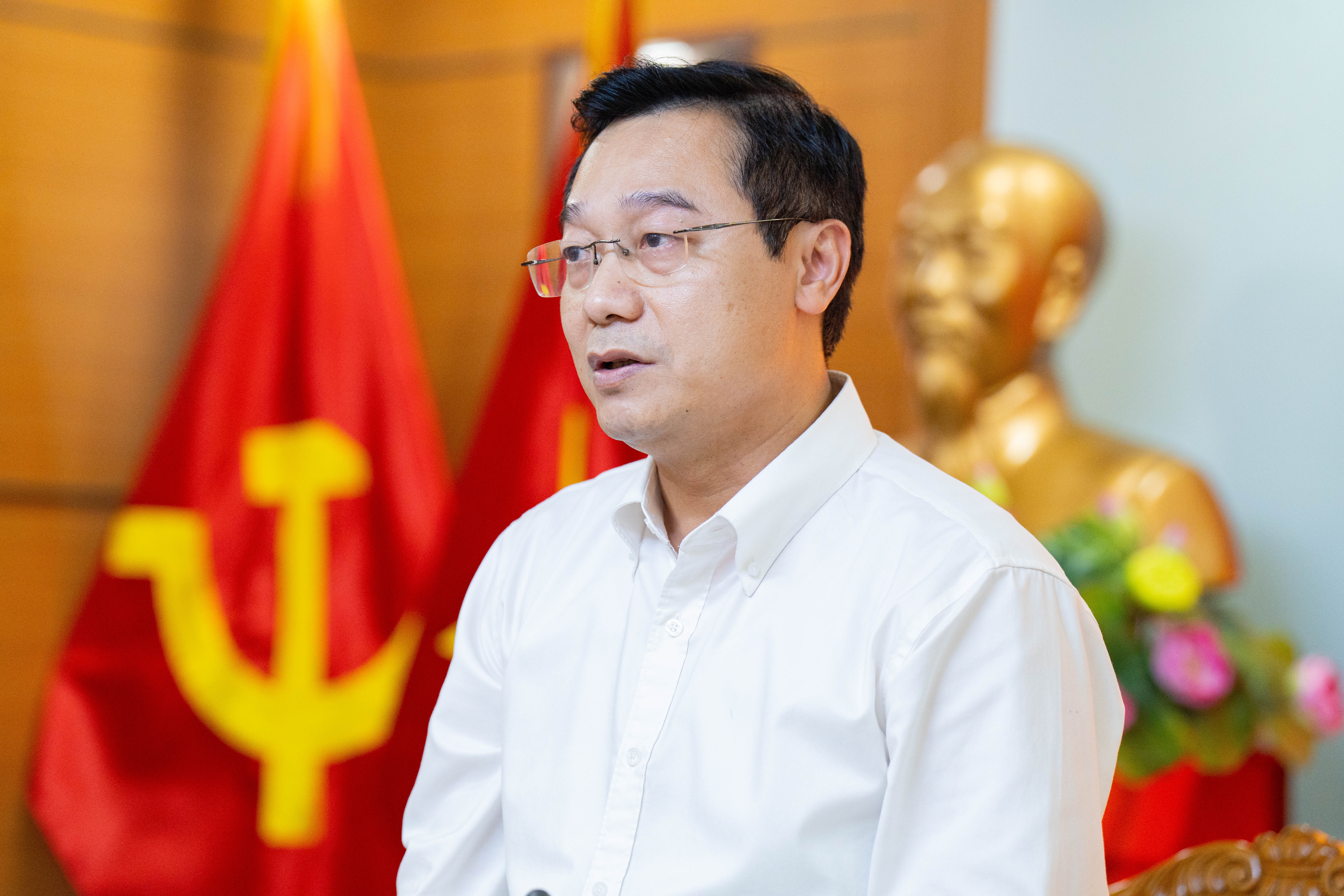 Lien hoan phat thanh,  Phat thanh Toan quoc,  Podcast anh 2