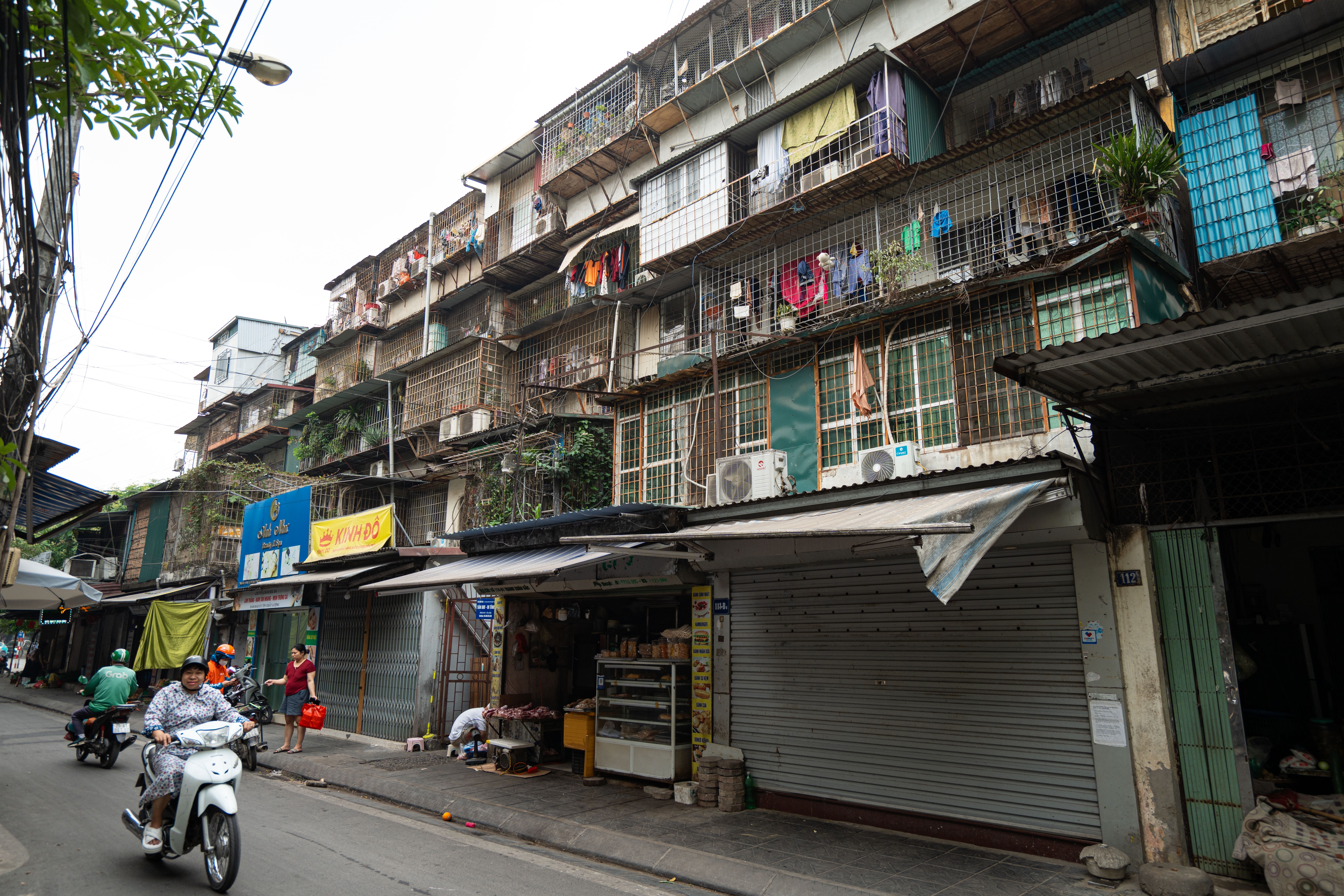 Hien trang 60 toa nha khu tap the Thanh Xuan Bac hinh anh