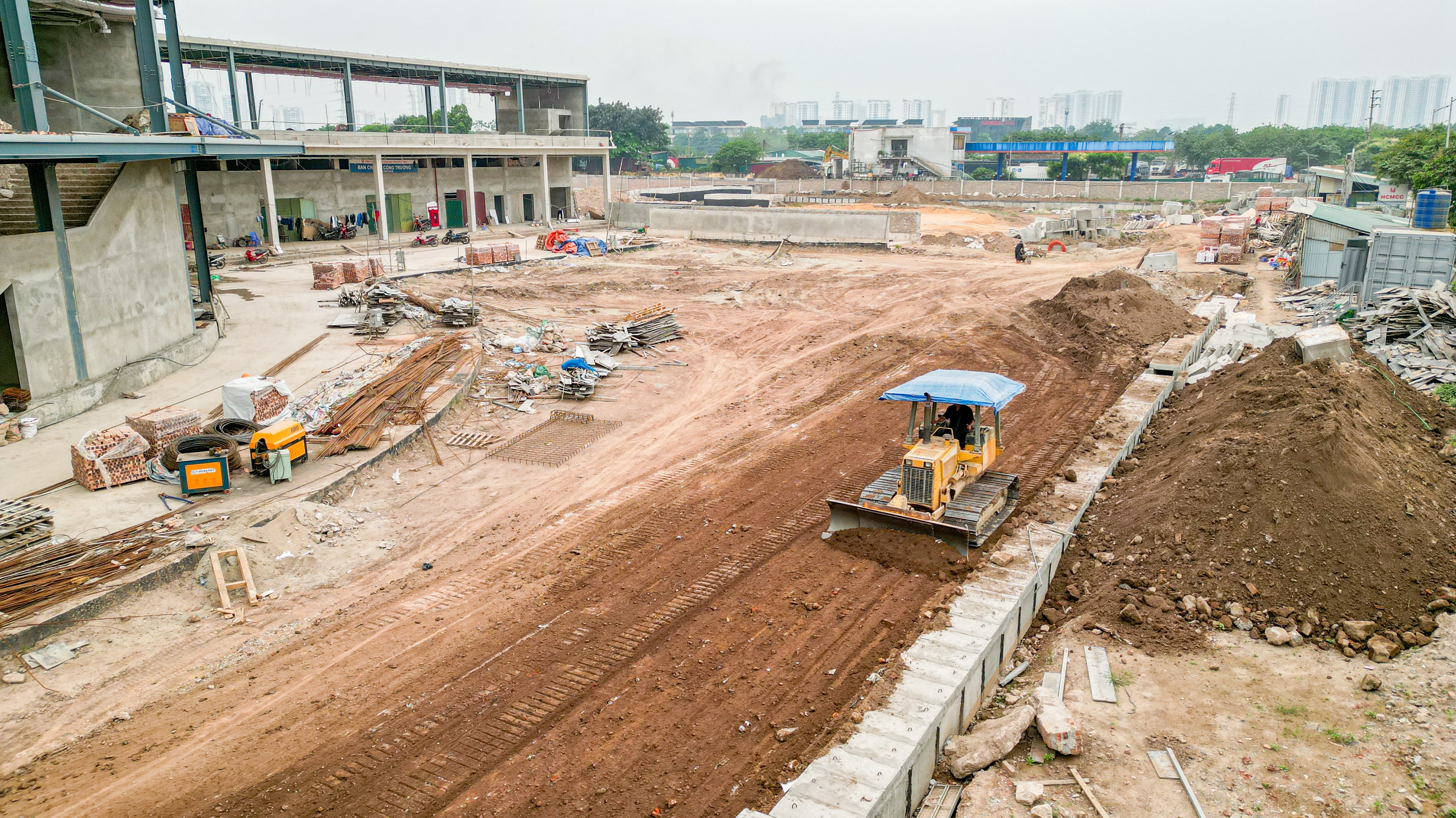 Ha Noi,  Ben xe,  Ben xe Yen So,  Ben xe Giap Bat,  Ben xe Nuoc Ngam anh 16