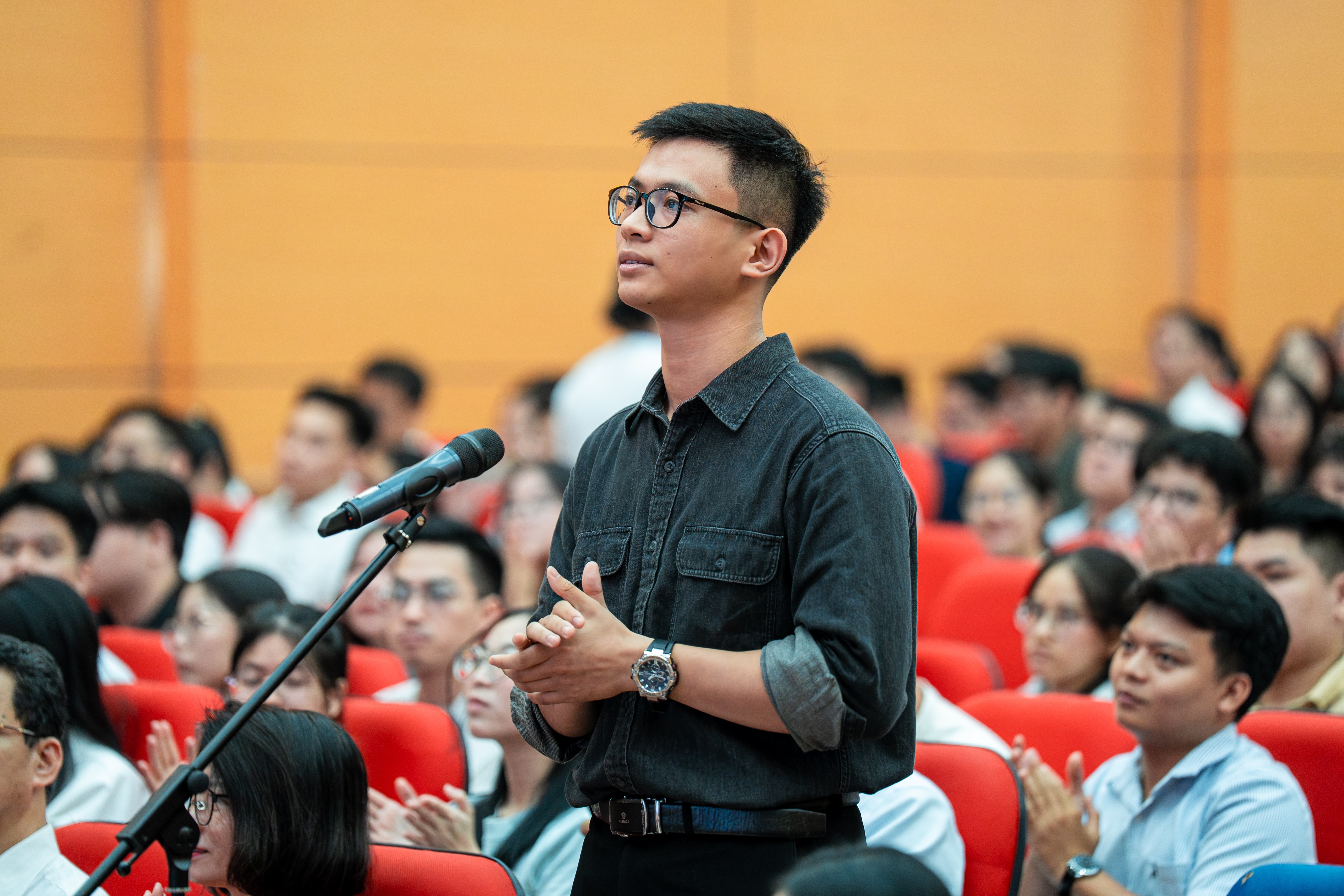 Match Day,  B&aacute;c sĩ nội tr&uacute;,  Đại học Y ảnh 8