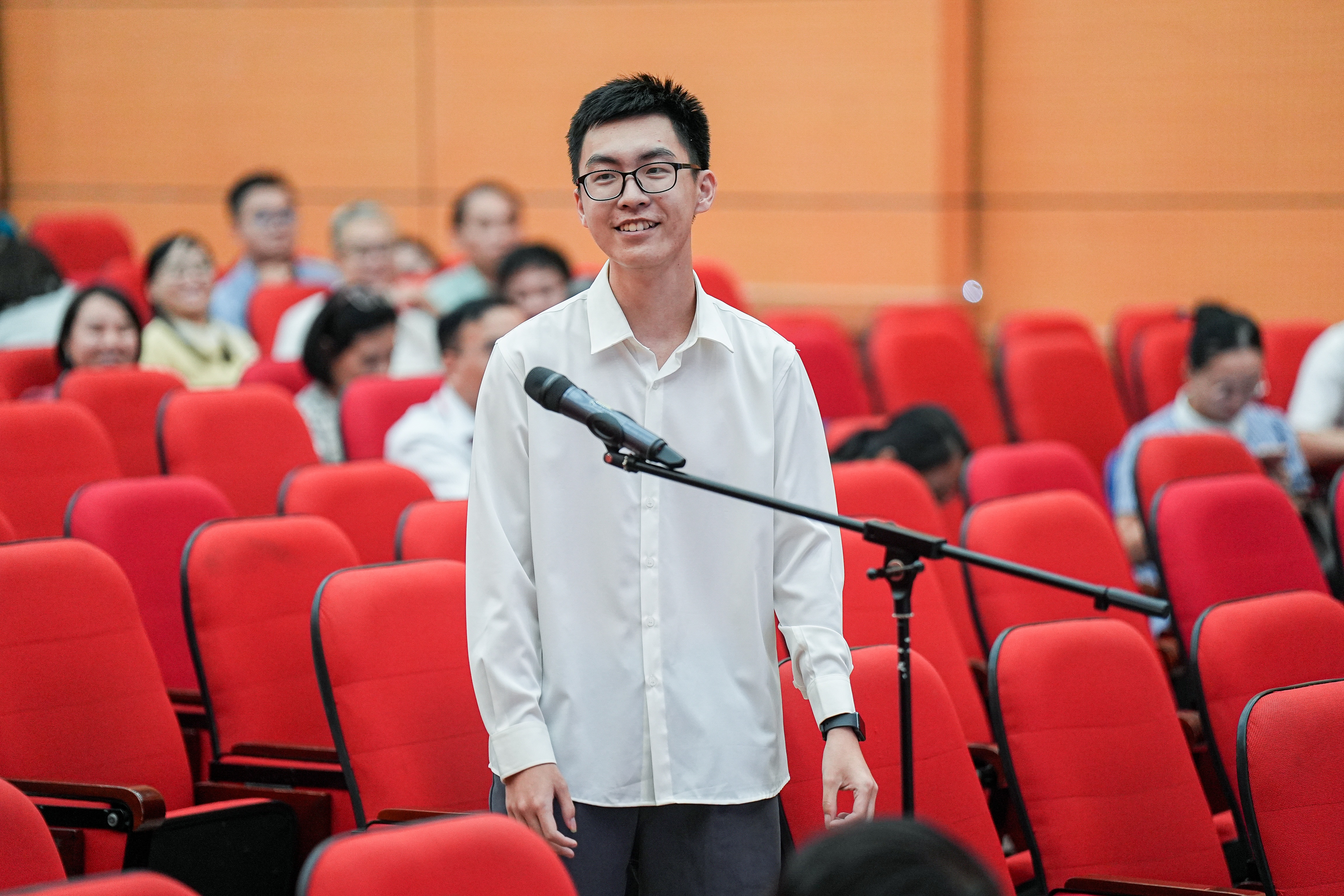 Match Day,  B&aacute;c sĩ nội tr&uacute;,  Đại học Y ảnh 17