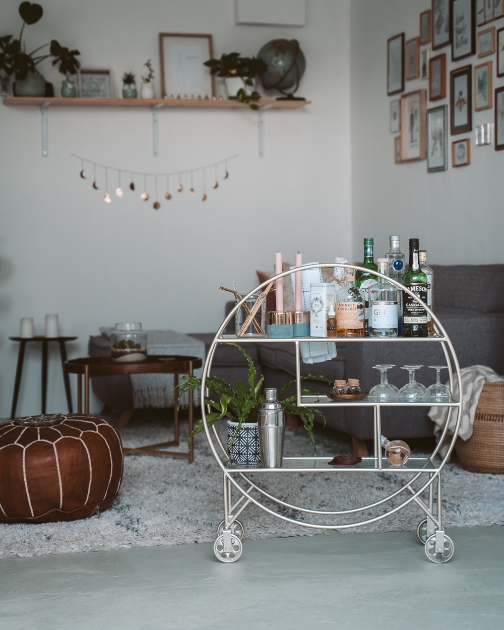 quầy bar tại nhà ảnh 2 quay bar tai nha anh 2