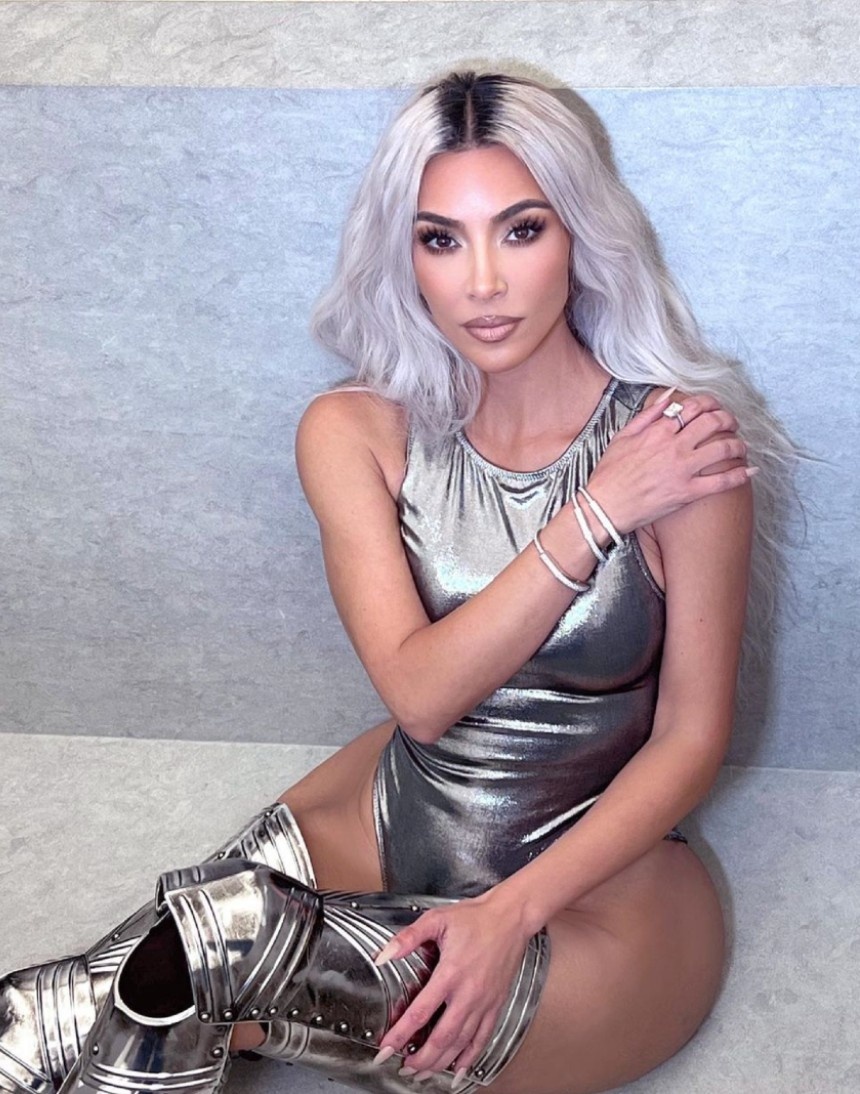Kim Kardashian ảnh 3 Kim Kardashian anh 3