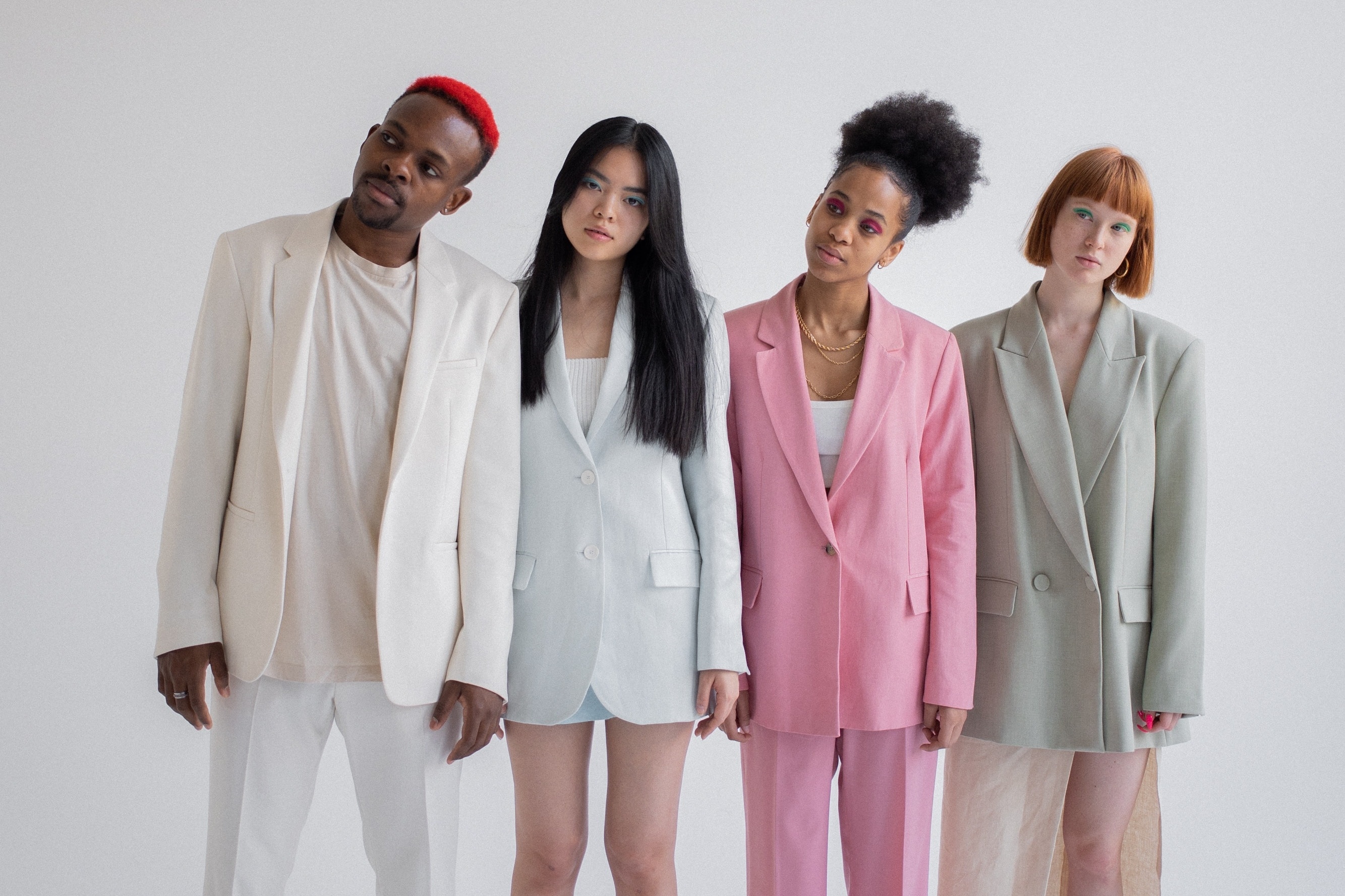 Neu ban quen cach mac dep di lam hinh anh