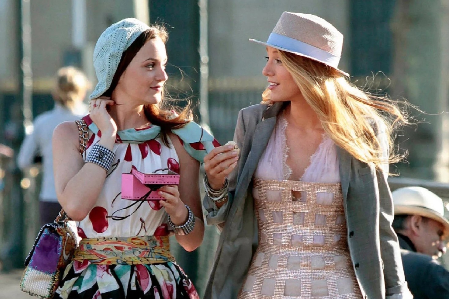 Mac do lay cam hung tu Gossip Girl hinh anh