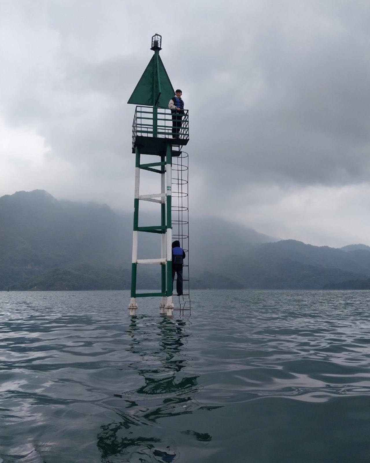 year end party anh 5