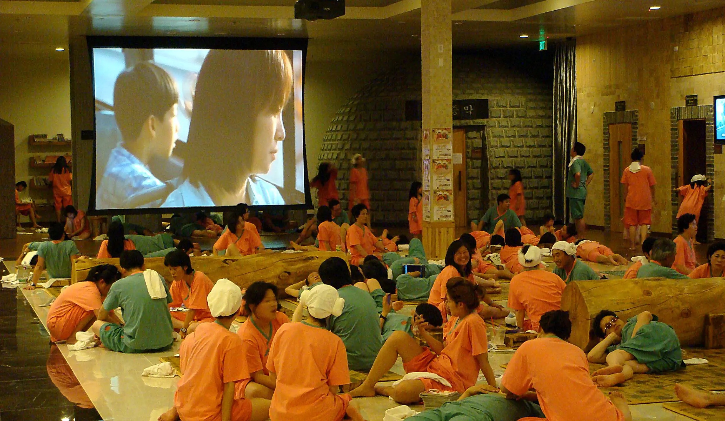 nhà tắm công cộng ảnh 2 nha tam cong cong anh 2