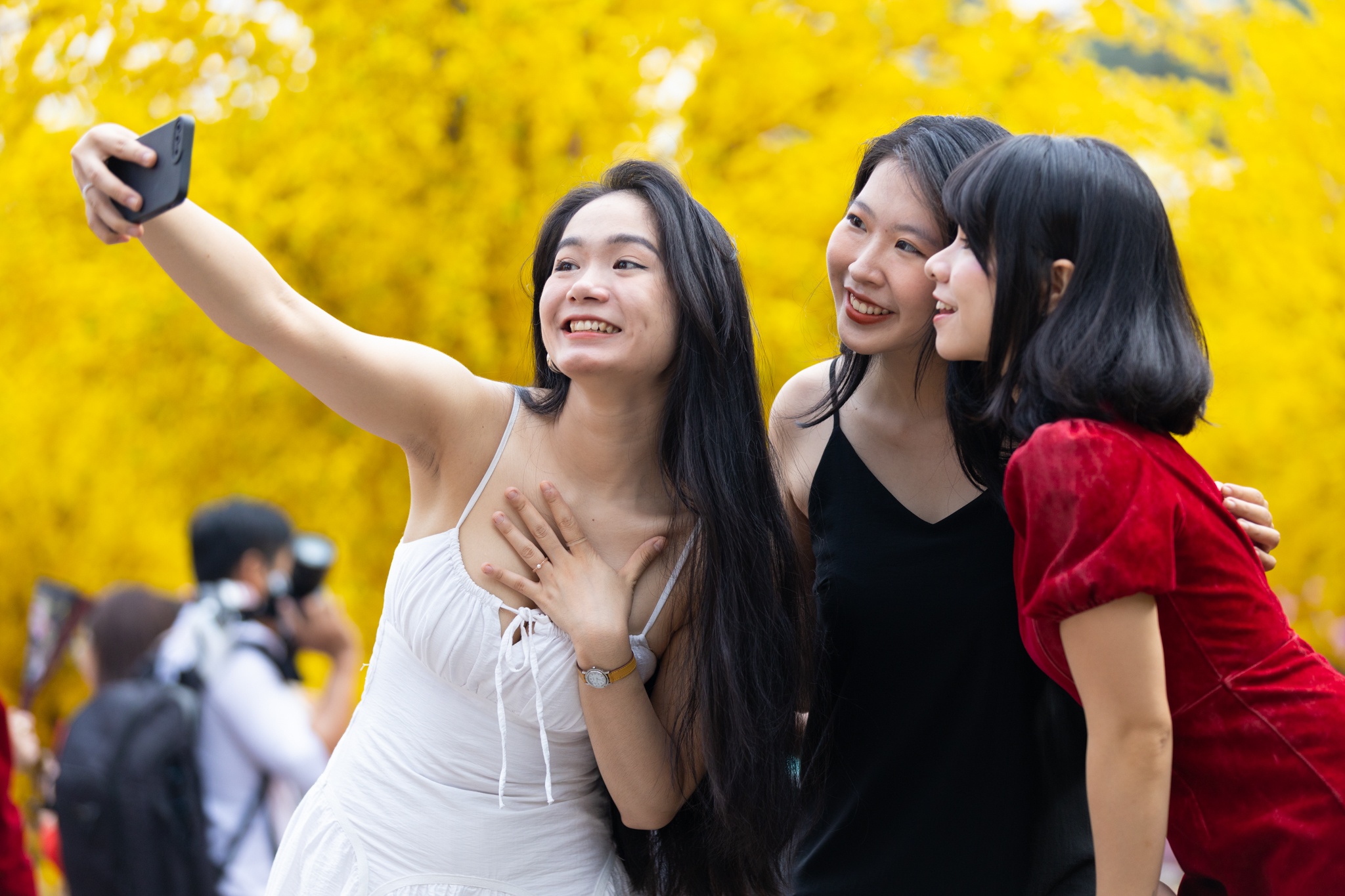 Het Tet, dan van phong chuyen danh bai, an uong tu nha toi cong ty hinh anh