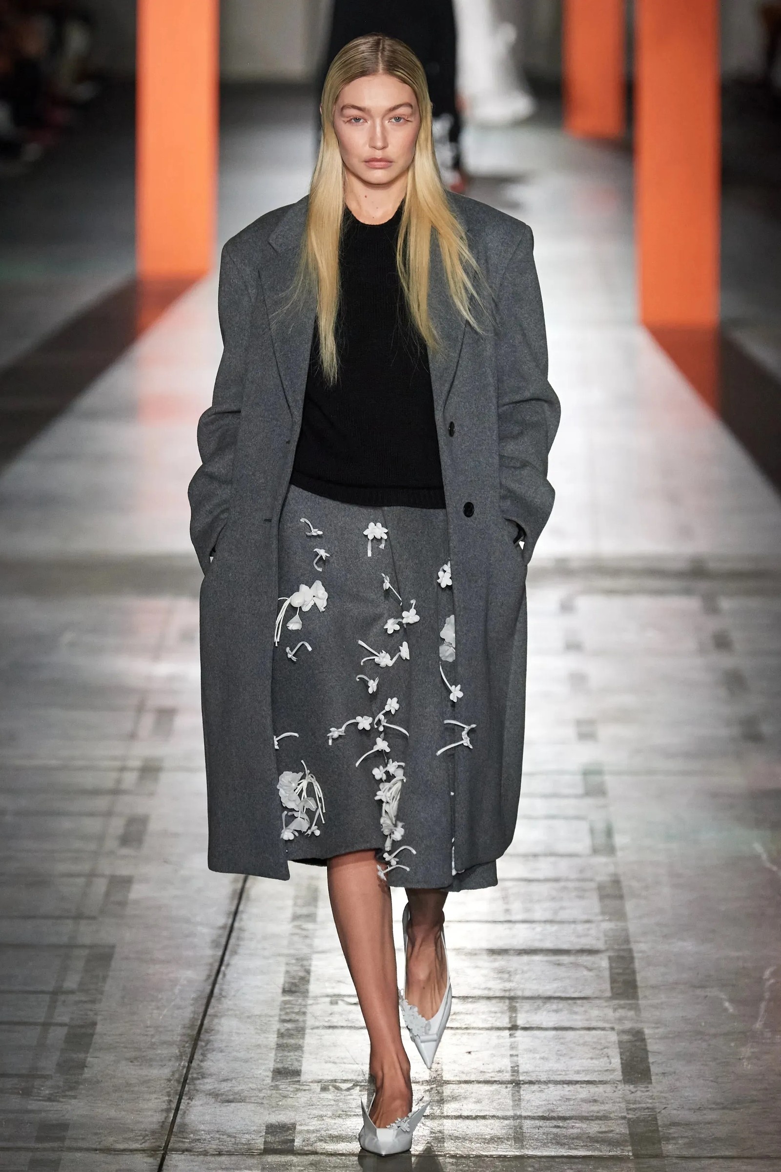 Prada ảnh 2 Prada anh 2