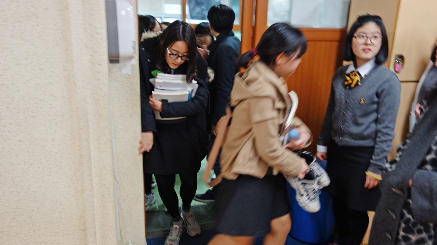 tuyen dung viec lam anh 1