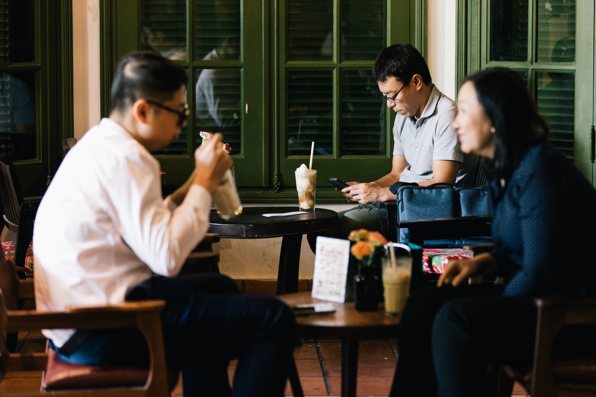 nhan vien van phong anh 3