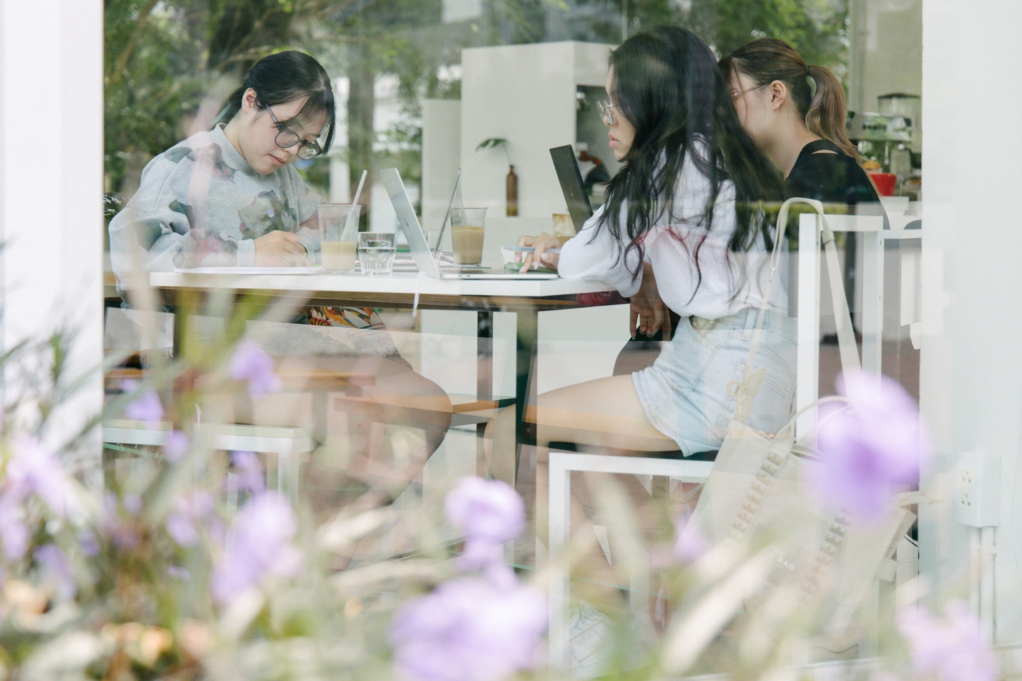 doi song van phong anh 6