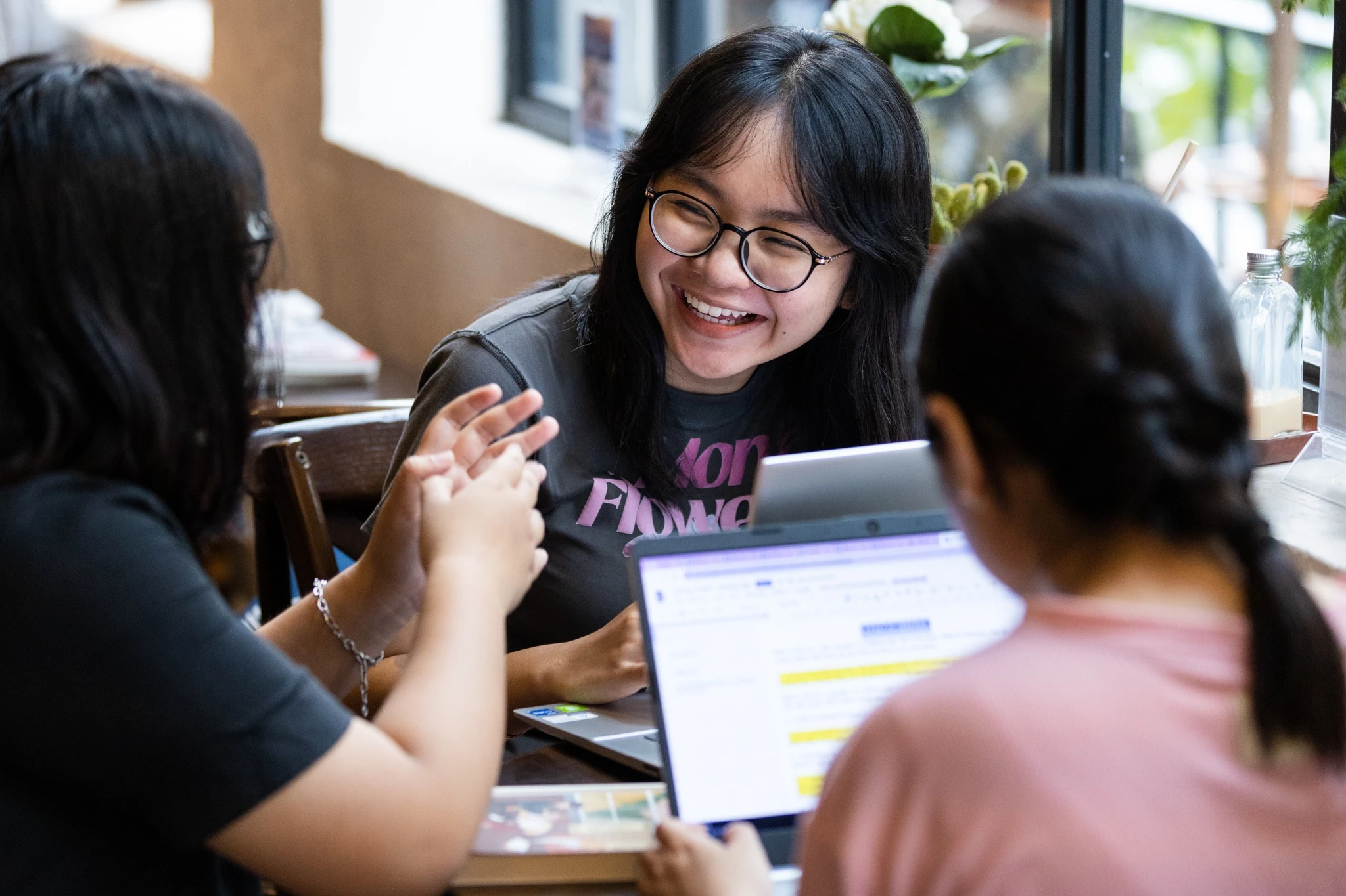 doi song van phong anh 5