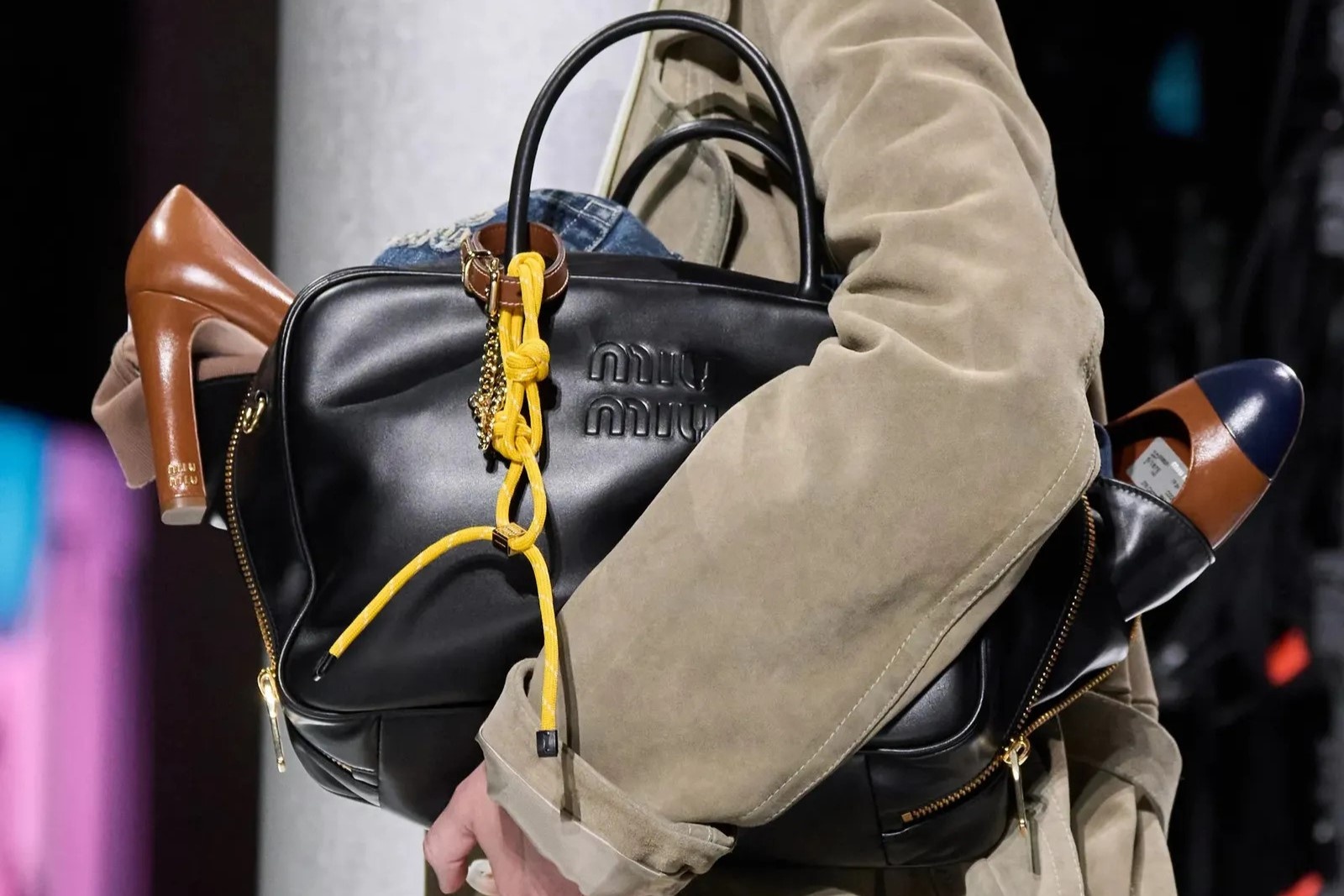 Tui 'dung duoc ca the gioi' la xu huong 2024 hinh anh