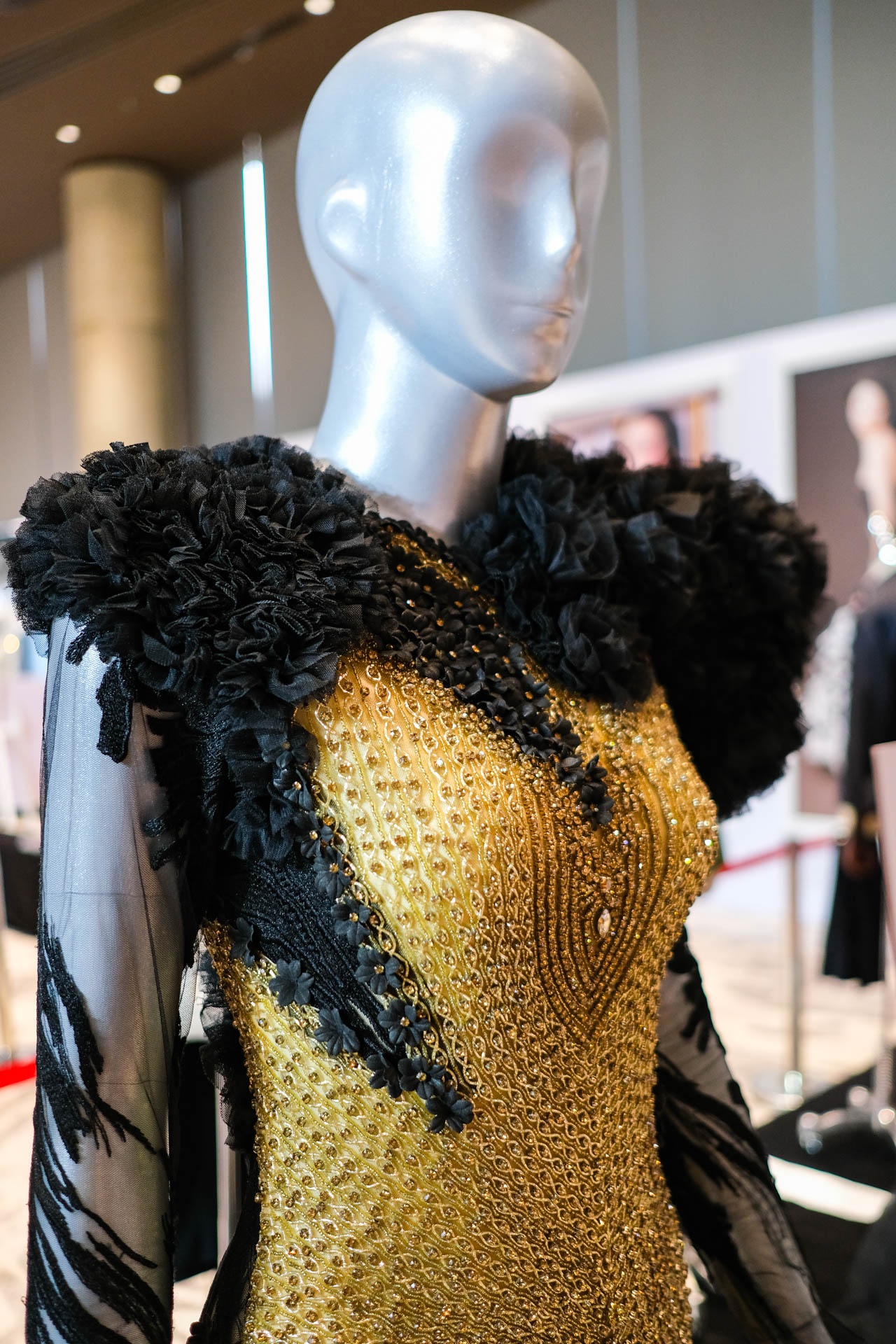 Vietnam’s Fashion Journey anh 8