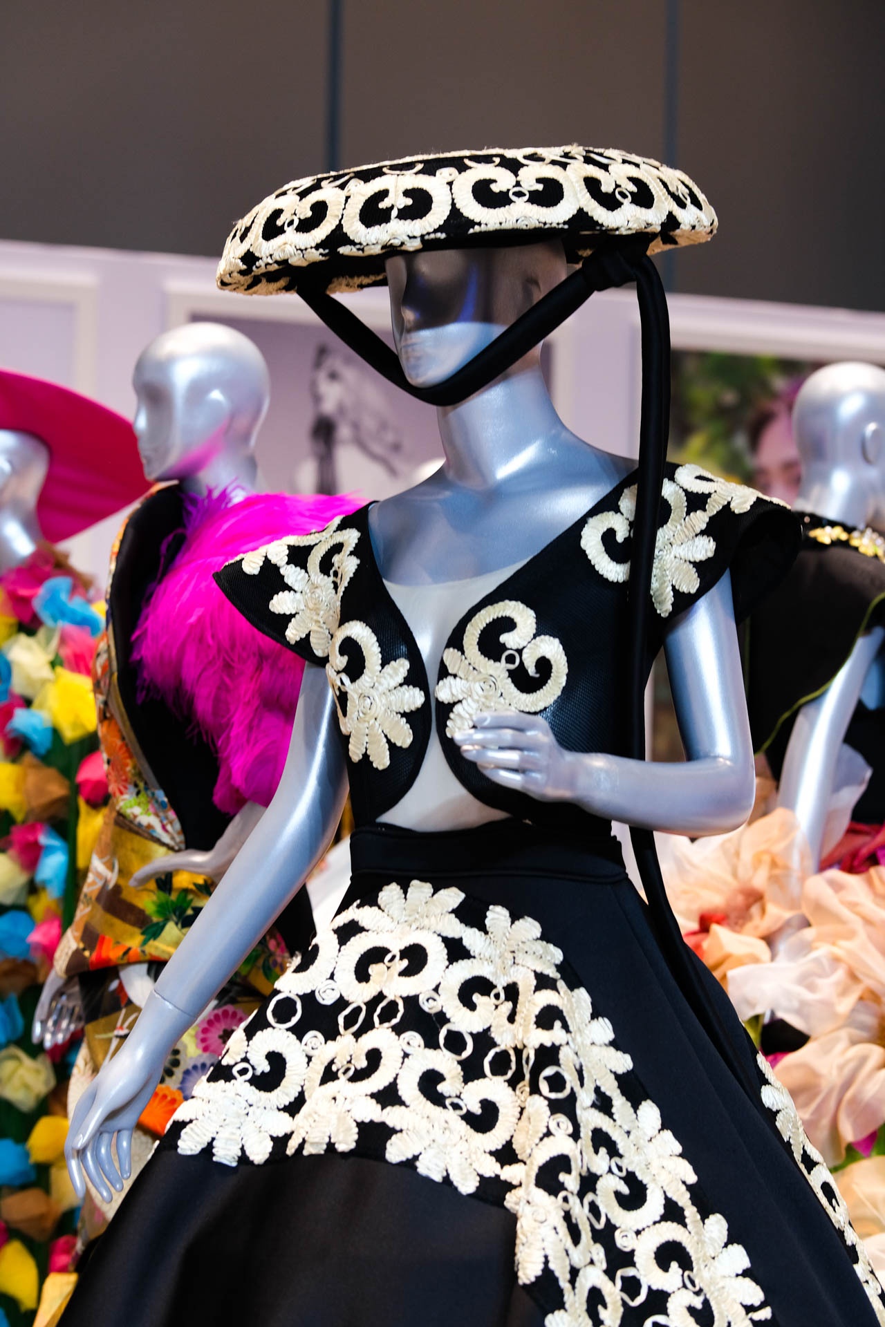 Vietnam’s Fashion Journey ảnh 17 Vietnam’s Fashion Journey anh 17