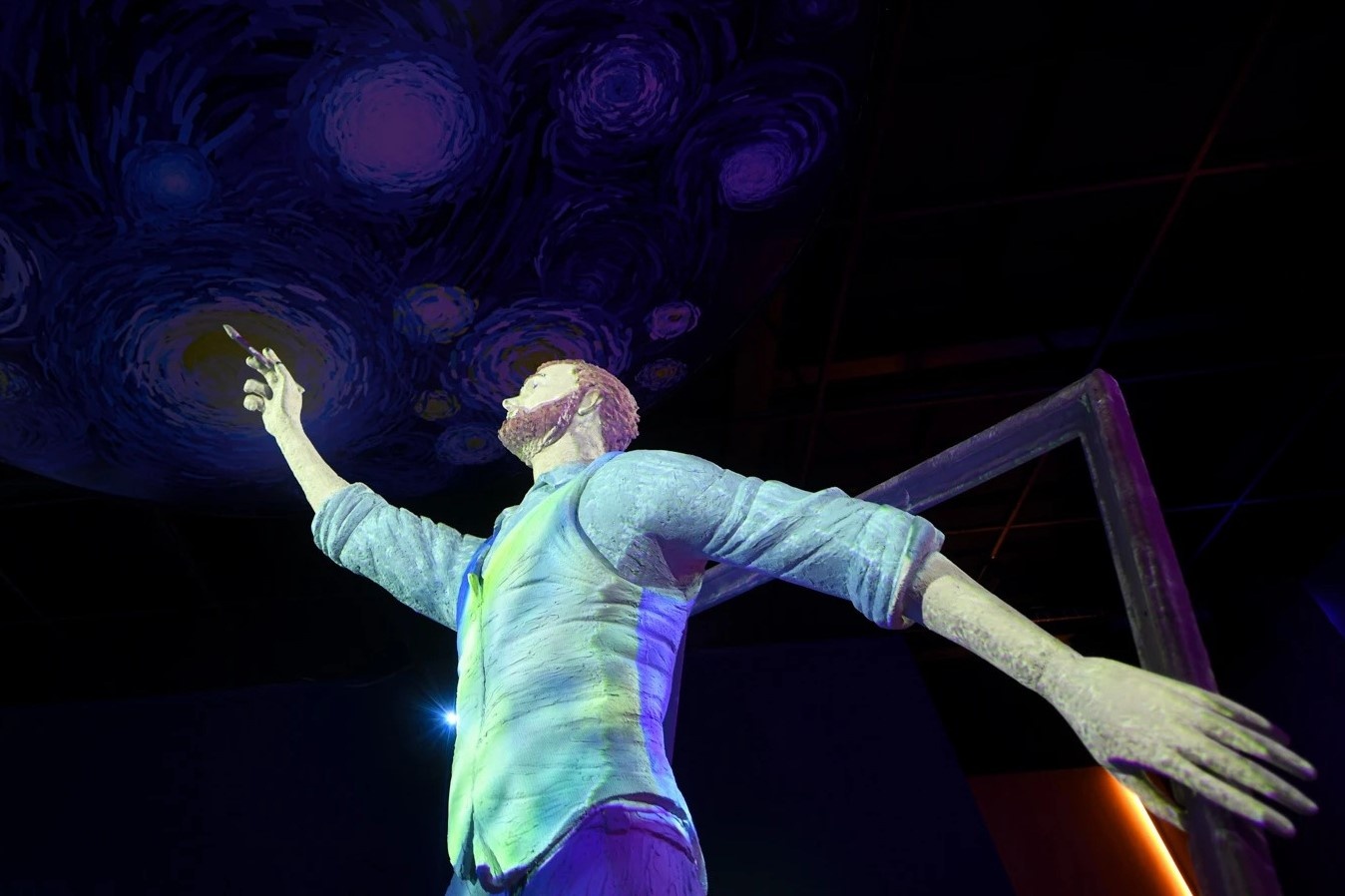 2023 la nam 'dai thang' cua nhung trien lam Van Gogh hinh anh