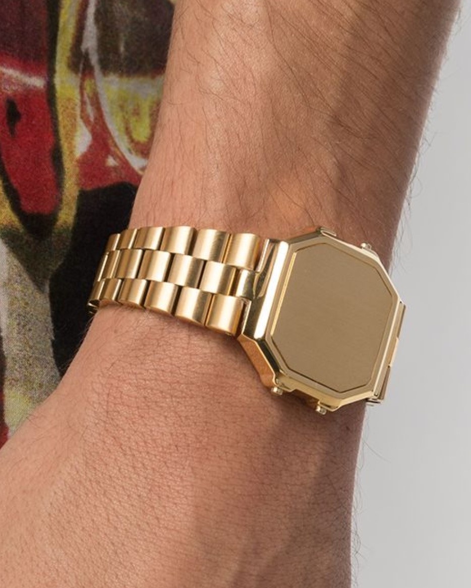 dong ho vo dung anh 6