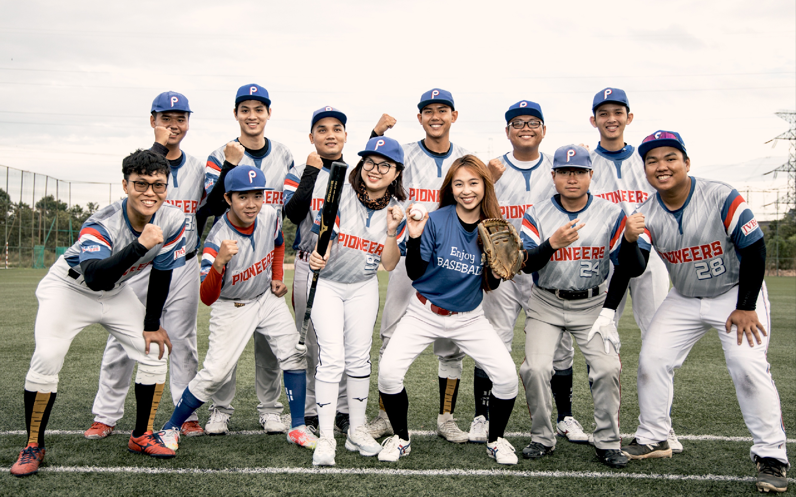 bong chay,  bong chay viet nam,  Hochiminh City Pioneers,  Doraemon Bong chay anh 11