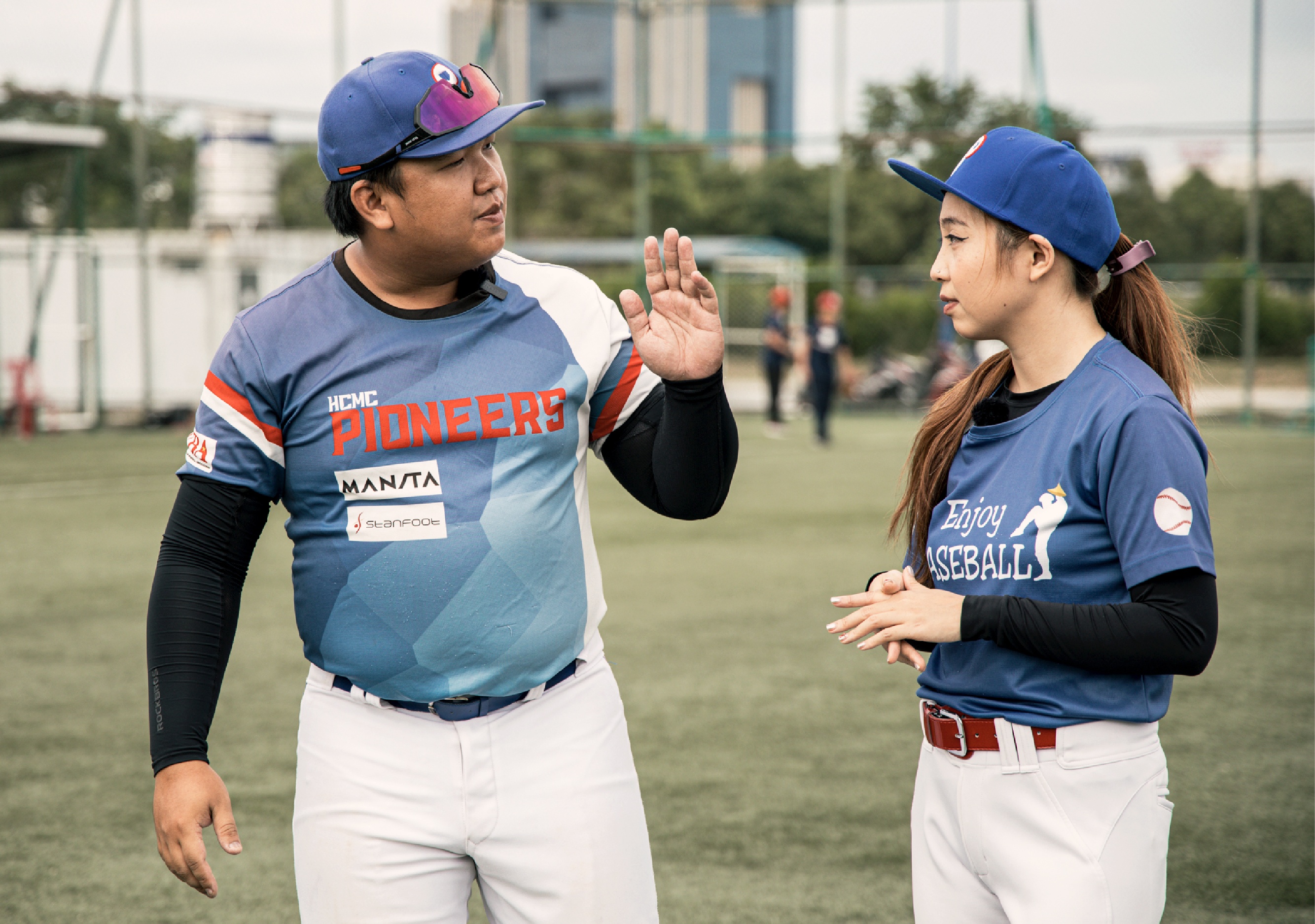 bong chay,  bong chay viet nam,  Hochiminh City Pioneers,  Doraemon Bong chay anh 1