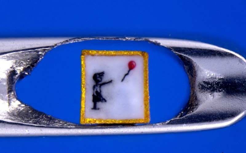 Kiet tac cua Banksy bi thu nho hon lo xo kim hinh anh