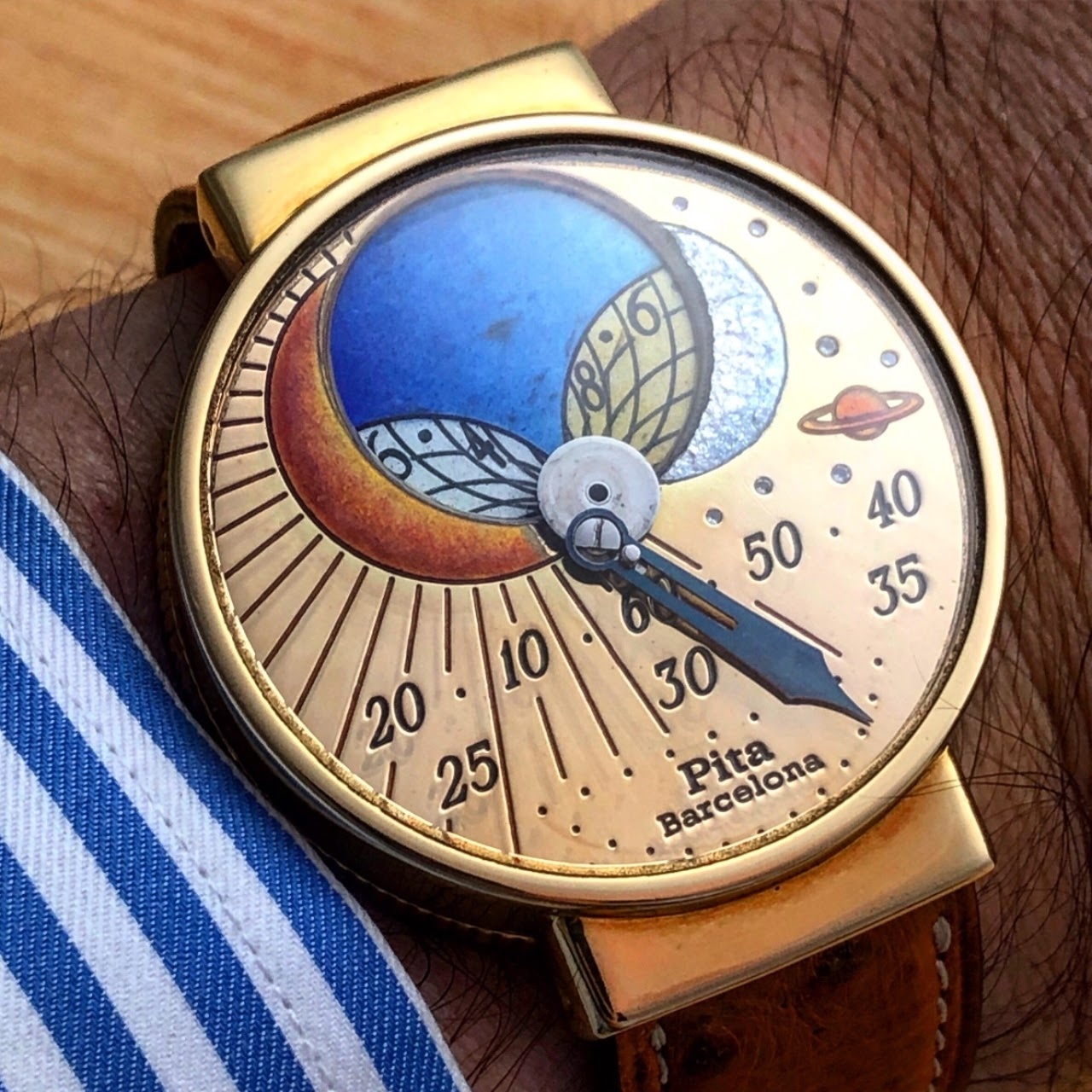 dong ho Tay Ban Nha anh 4