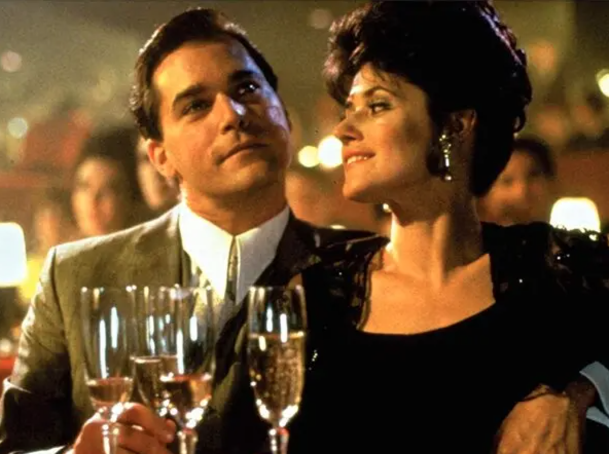 tiktok,  mob wife,  vo mafia anh 1