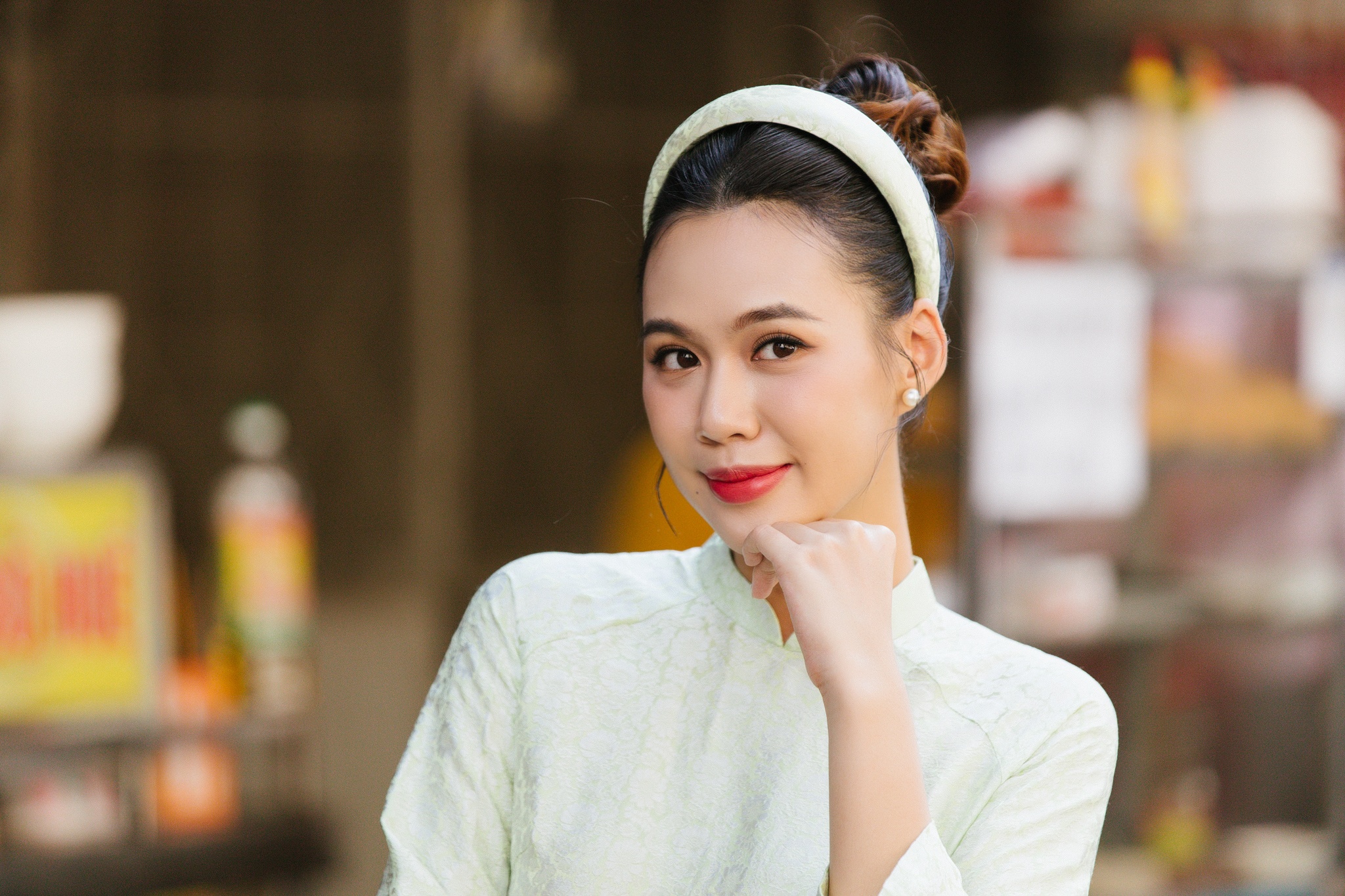 Tết nguyên đán,  MC Thảo Uyên,  én vàng 2023 ảnh 13 Tet nguyen dan,  MC Thao Uyen,  en vang 2023 anh 13