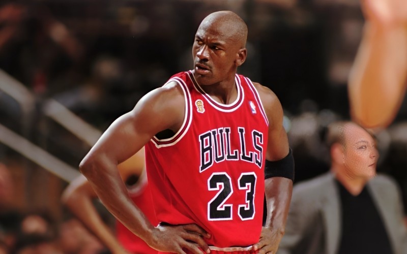 6 chiec giay cua Michael Jordan can moc 8 trieu USD hinh anh