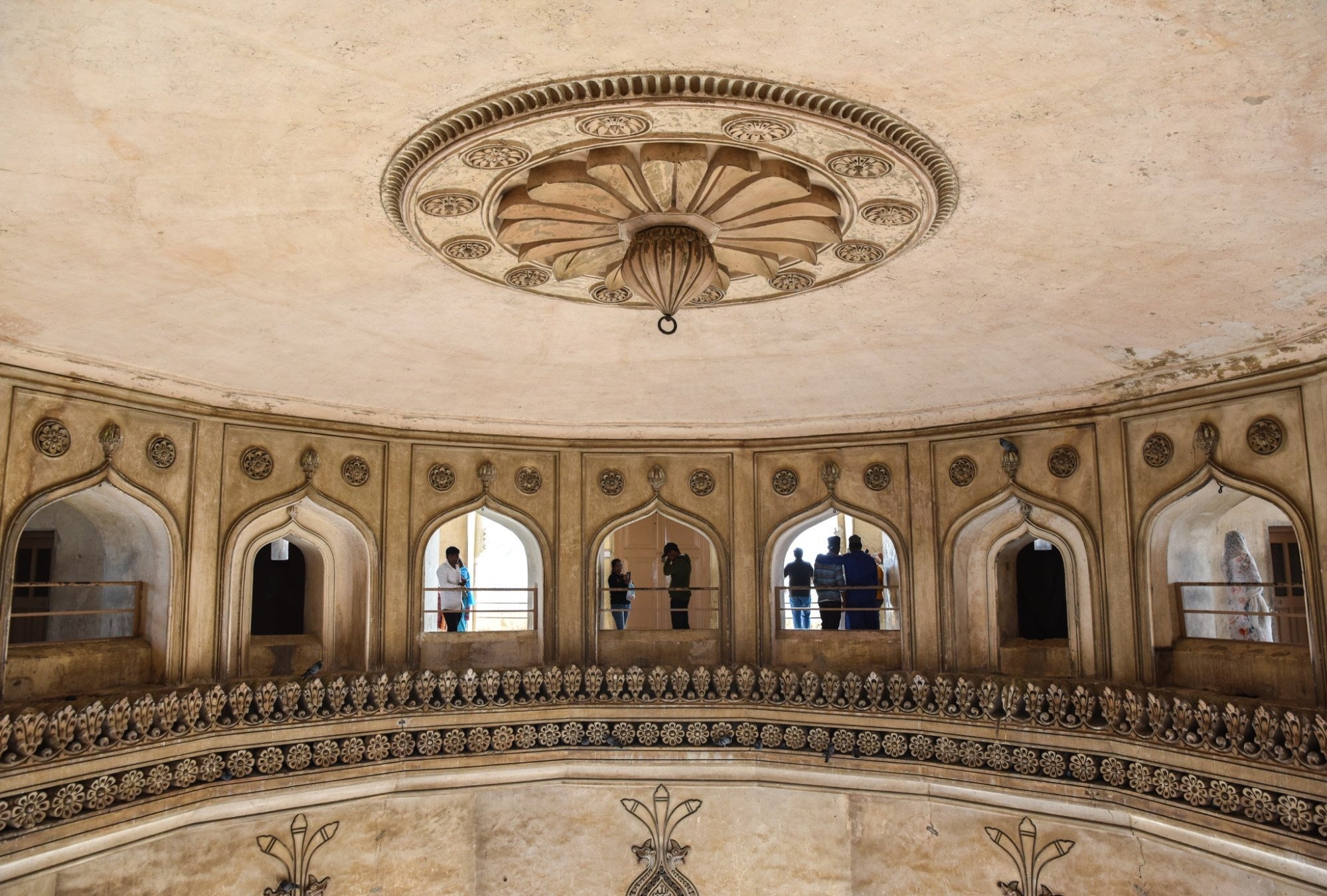 tranh tuong,  tran nha,  thiet ke tran nha,  thiet ke noi that,  Kinh thanh Hue,  New York anh 8