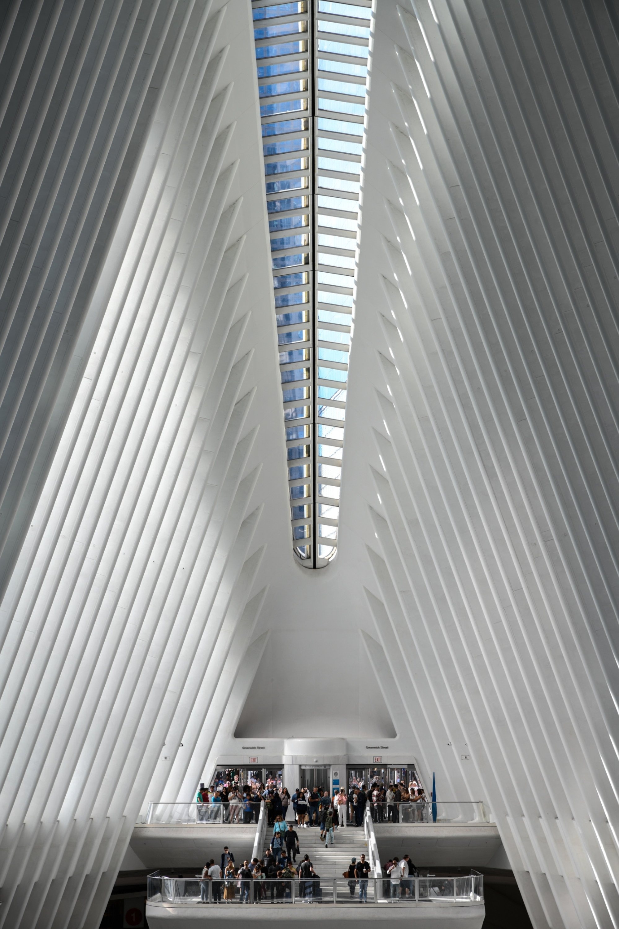 tranh tuong,  tran nha,  thiet ke tran nha,  thiet ke noi that,  Kinh thanh Hue,  New York anh 3