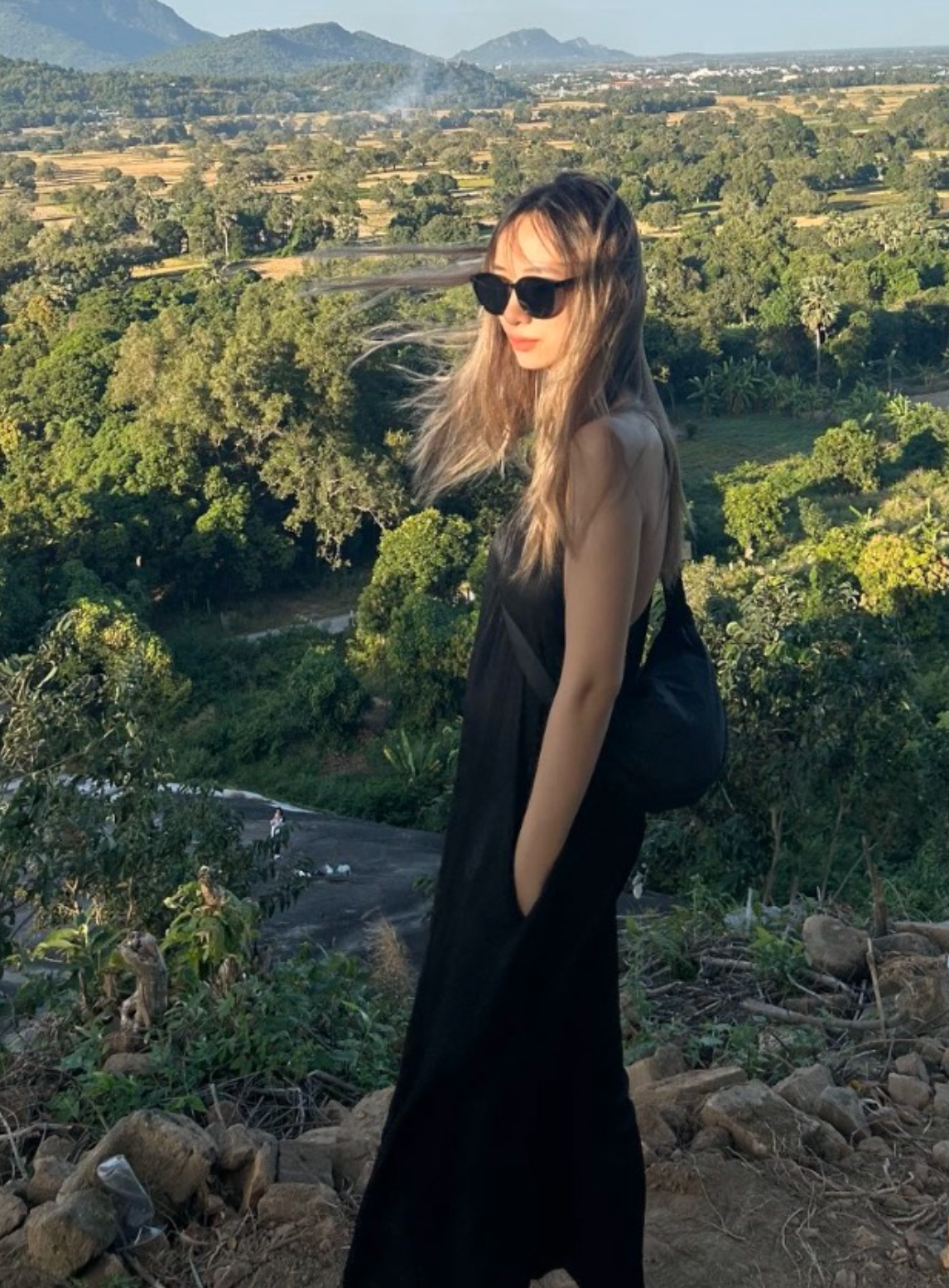 cham cong,  di lam muon,  lam viec hybrid,  lam viec tai nha,  nhan vien van phong anh 3