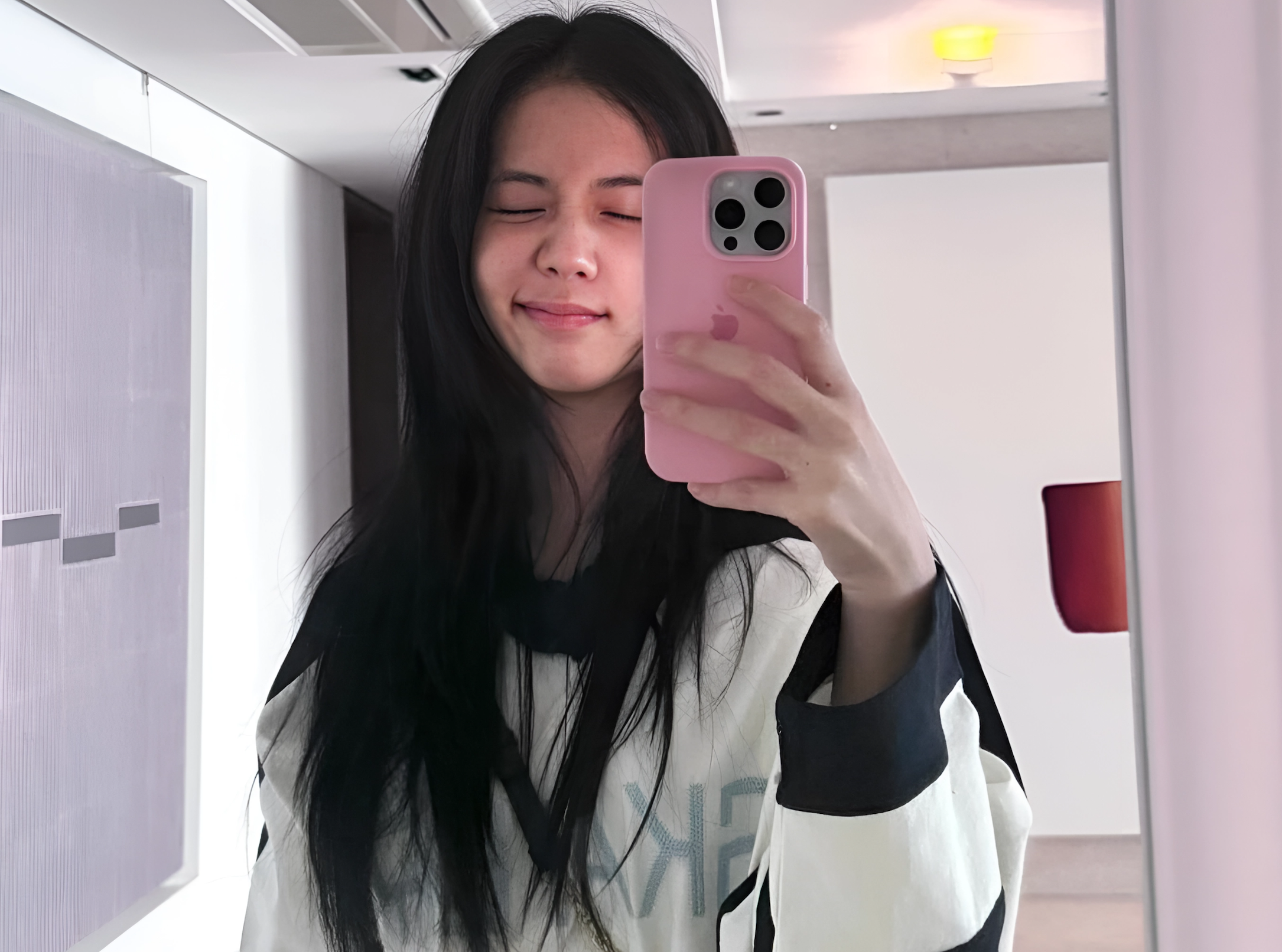 jisoo blackpink,  Dansaekhwa,  nghe thuat truu tuong, anh 1