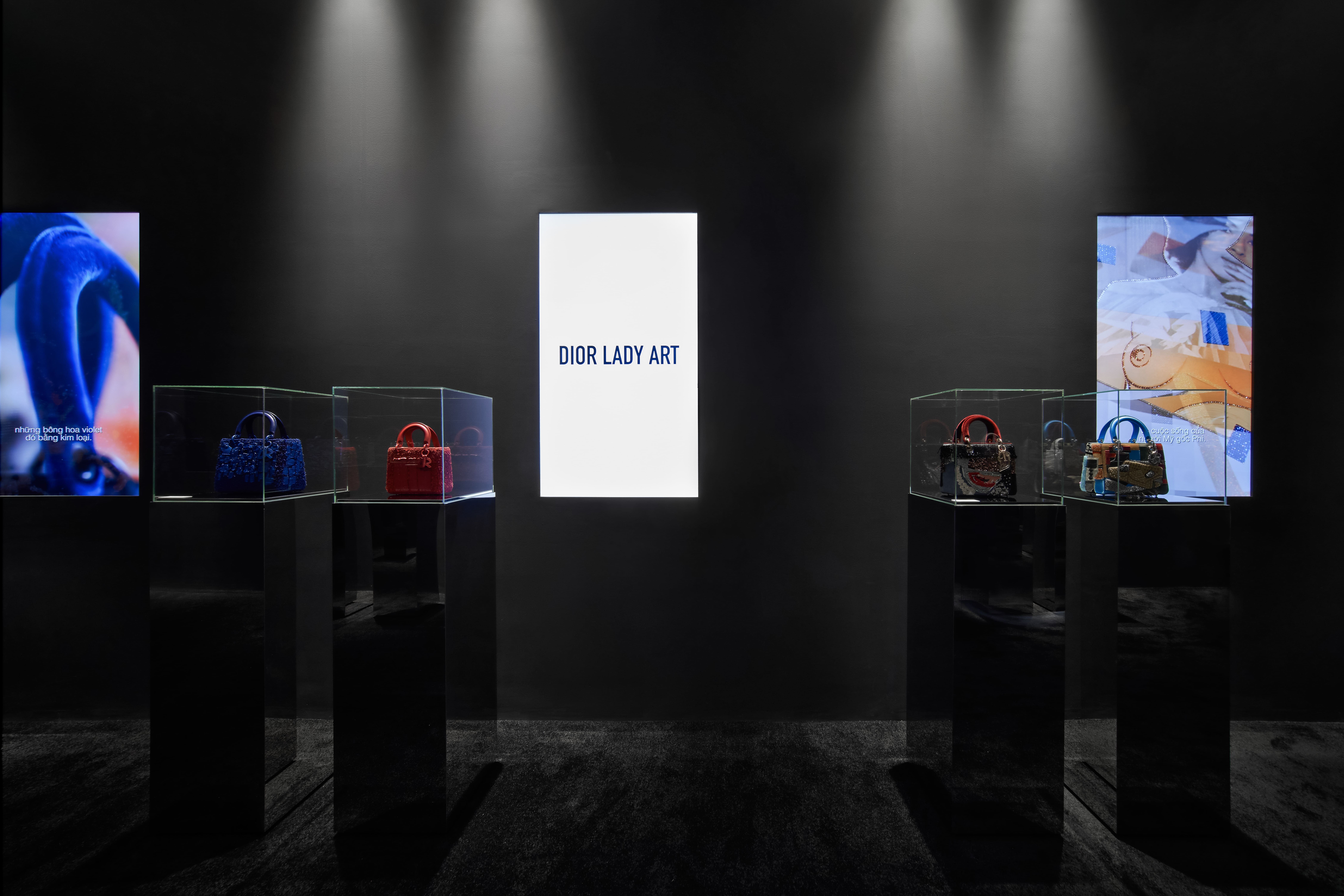 Lady Dior House,  trien lam Dior TP.HCM, Lady Dior As Seen By anh 6