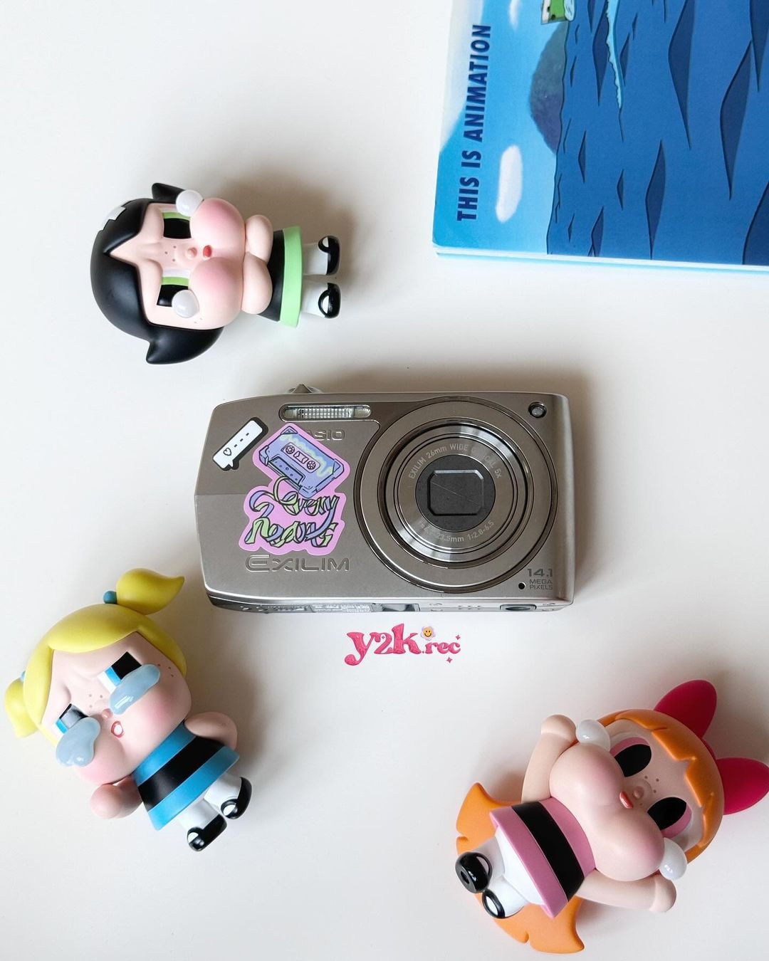 xu hướng y2k, điện thoại cục gạch, ipod, kẹp tóc ipod, ảnh 6 xu huong y2k, dien thoai cuc gach, ipod, kep toc ipod, anh 6