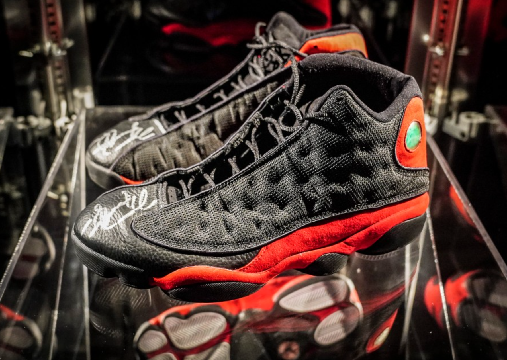 air jordan,  Air Yeezy,  dat nhat the gioi,  Michael Jordan,  nike moon shoe,  mua giai NBA anh 2