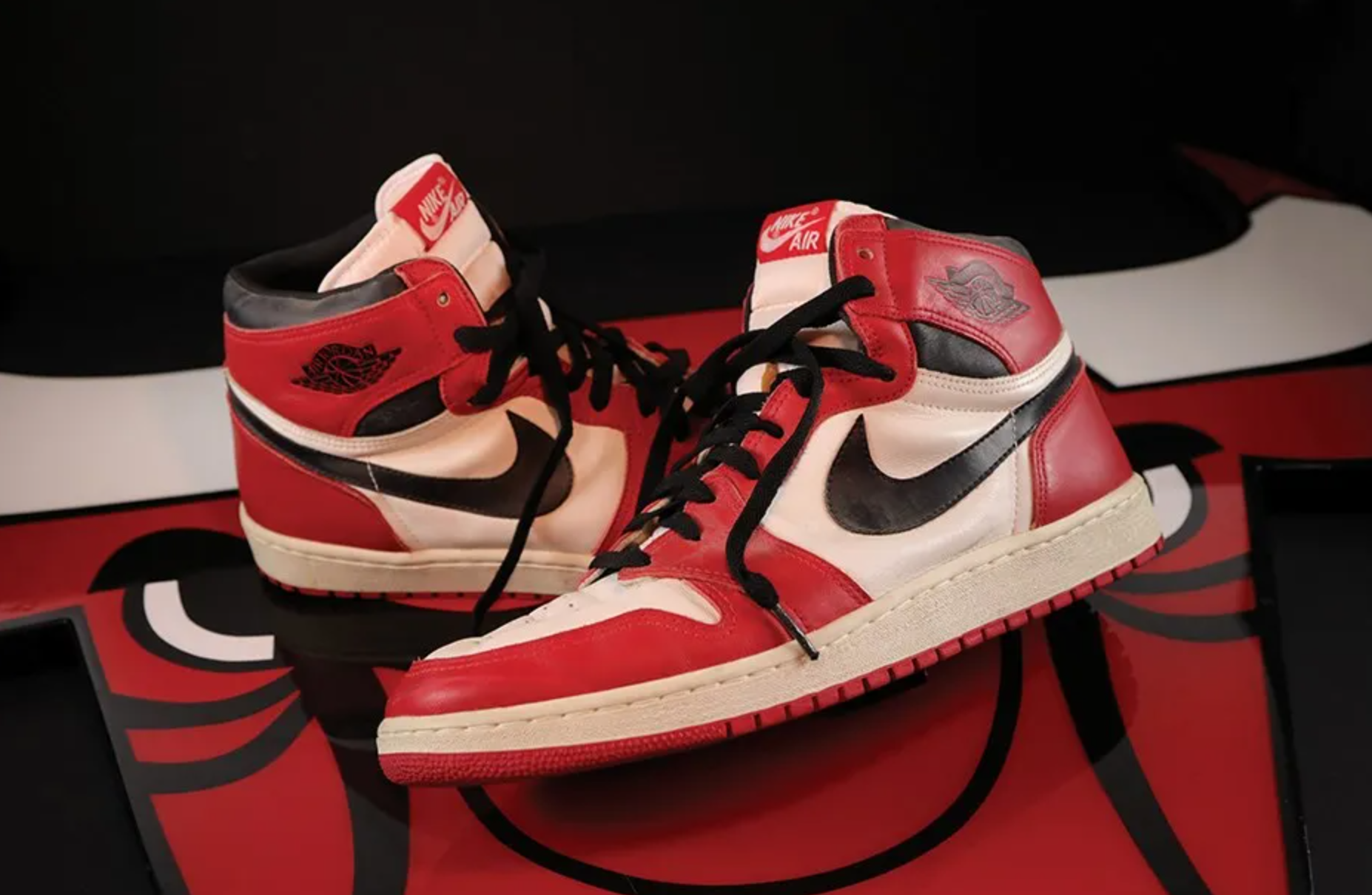 air jordan,  Air Yeezy,  dat nhat the gioi,  Michael Jordan,  nike moon shoe,  mua giai NBA anh 6