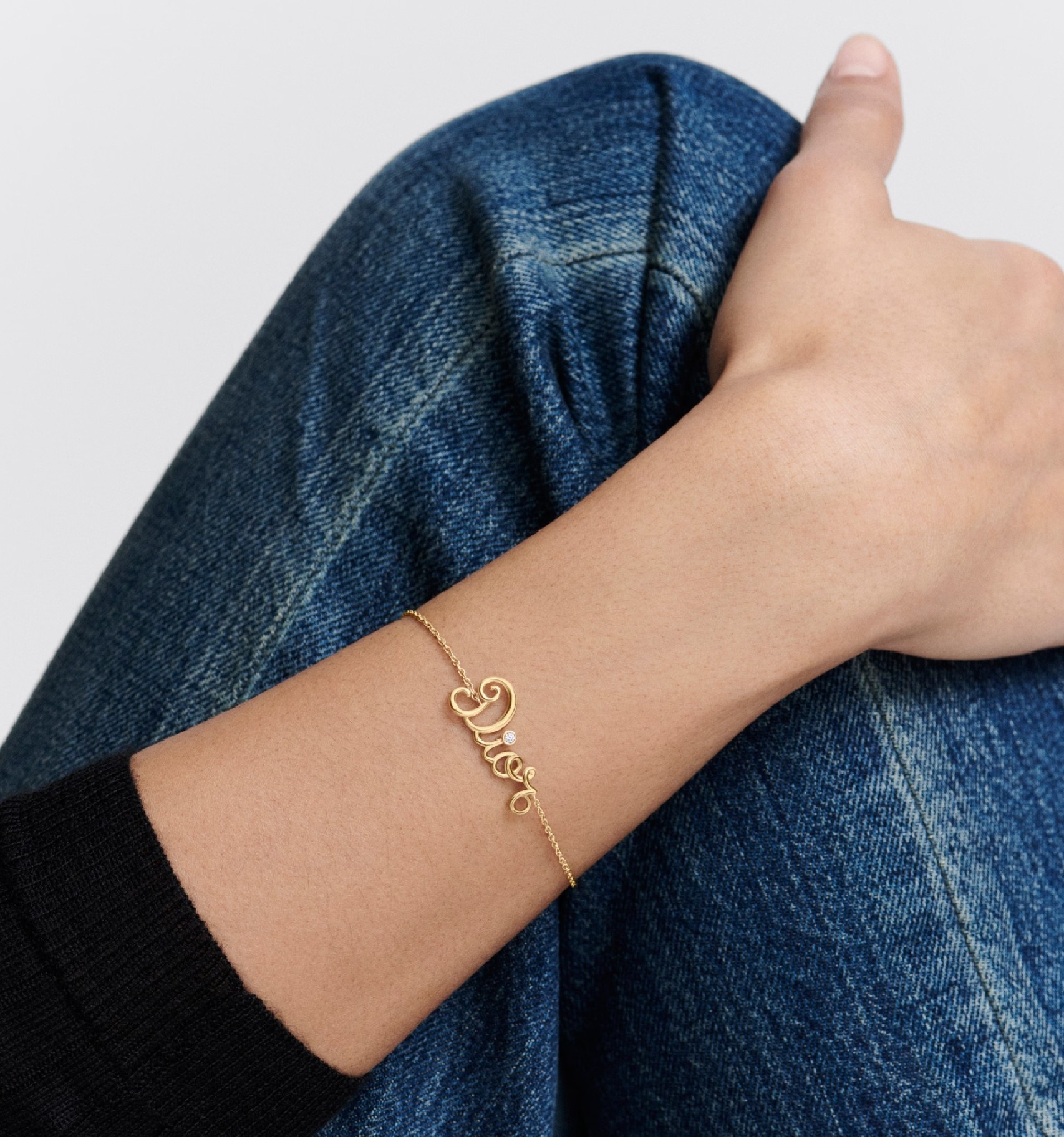 Taylor Swift,  Justin Bieber,  Hailey Bieber,  trang suc,  vong co anh 2