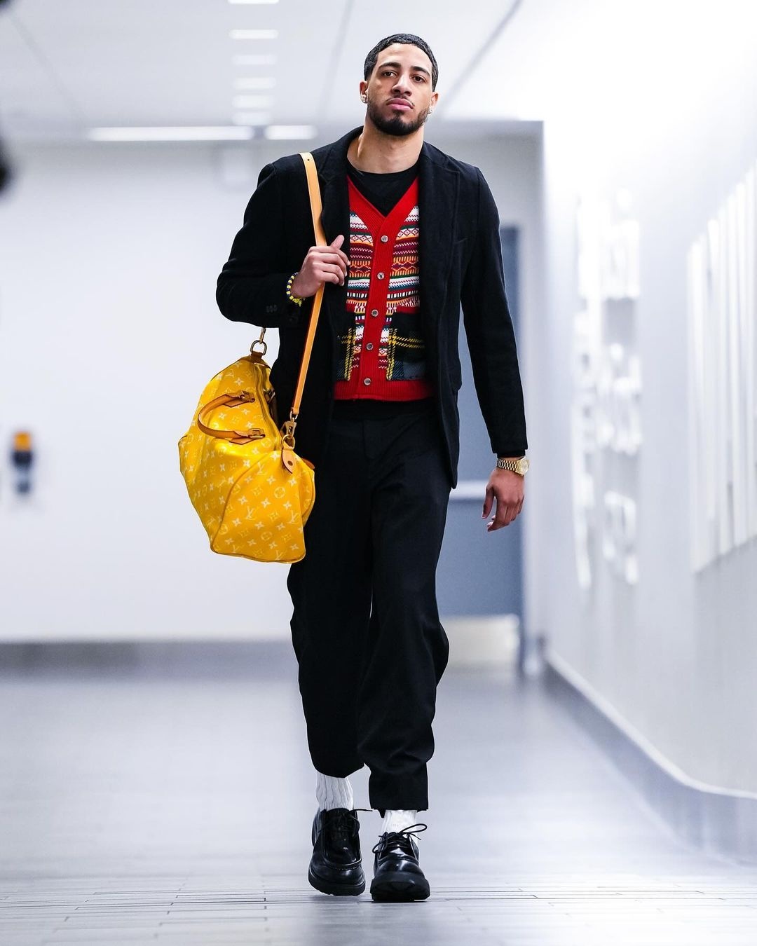 cau thu bong ro,  cau thu nba, duong ham san van dong,  giai nba 2023/2024,  san runway,  nba la gi anh 2