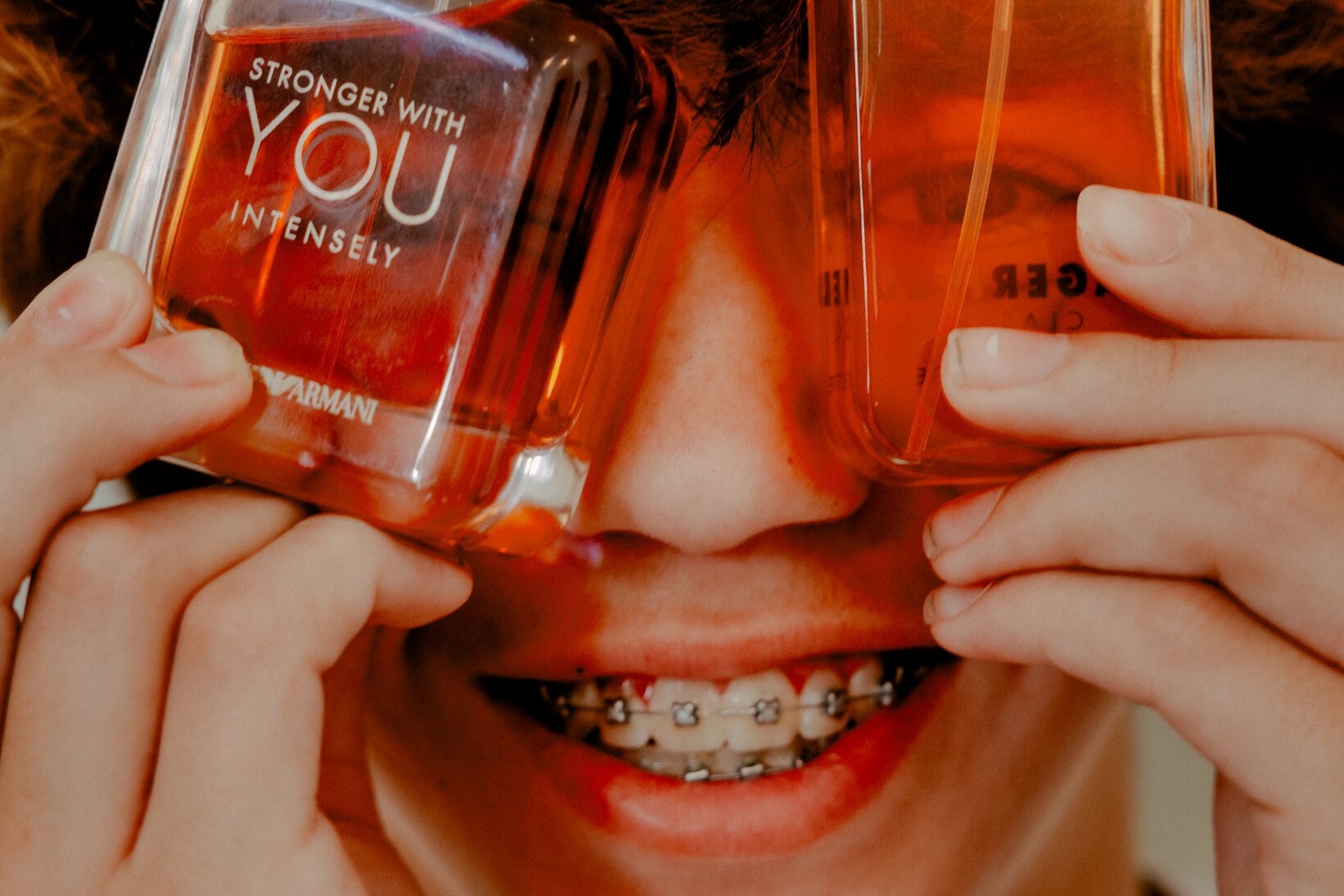 Thu choi nuoc hoa hang hieu cua Gen Z hinh anh