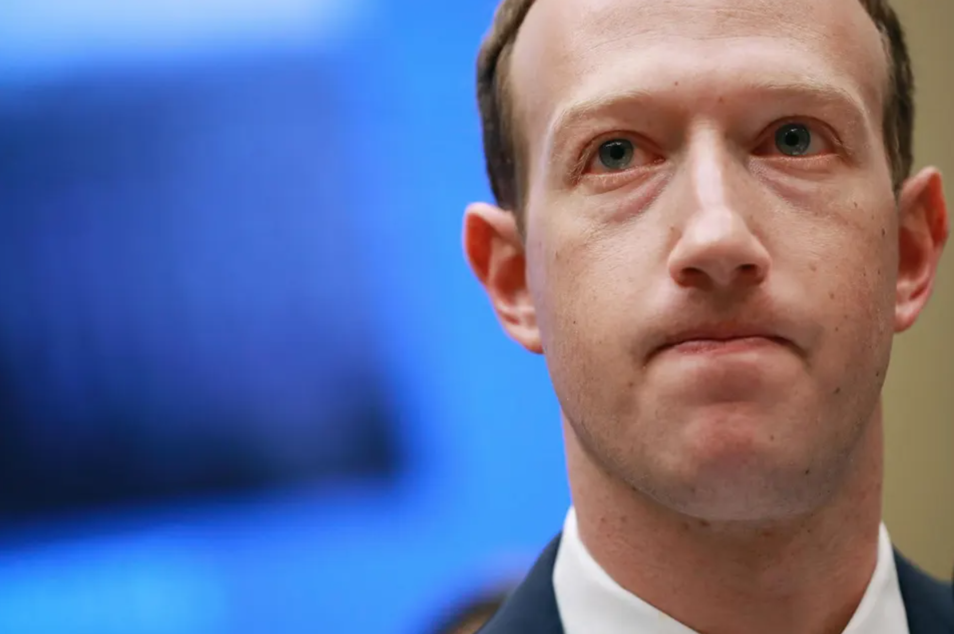 ong trum cong nghe,  cong ty cong nghe,  email noi bo,  nhan vien khiep so,  CEO la gi anh 1