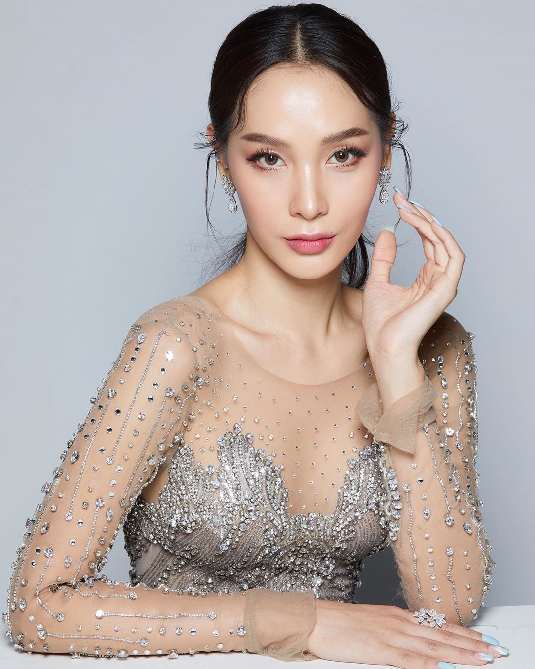 Hoa hau Chuyen gioi Quoc te anh 17