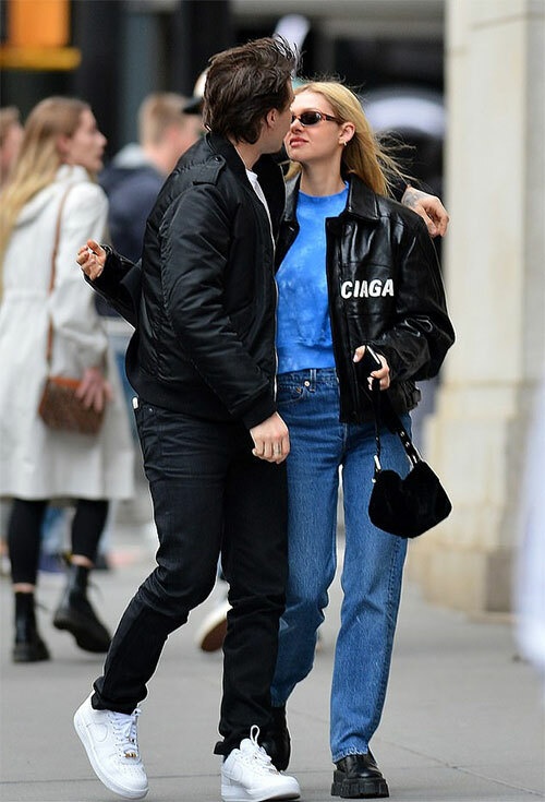 Brooklyn Beckham và bạn gái ảnh 4 Brooklyn Beckham va ban gai anh 4