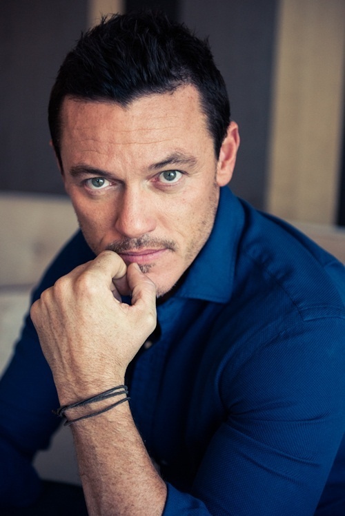 Luke Evans ảnh 8 Luke Evans anh 8
