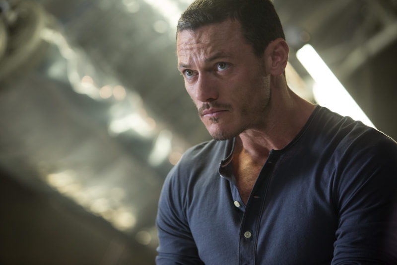 Luke Evans ảnh 9 Luke Evans anh 9
